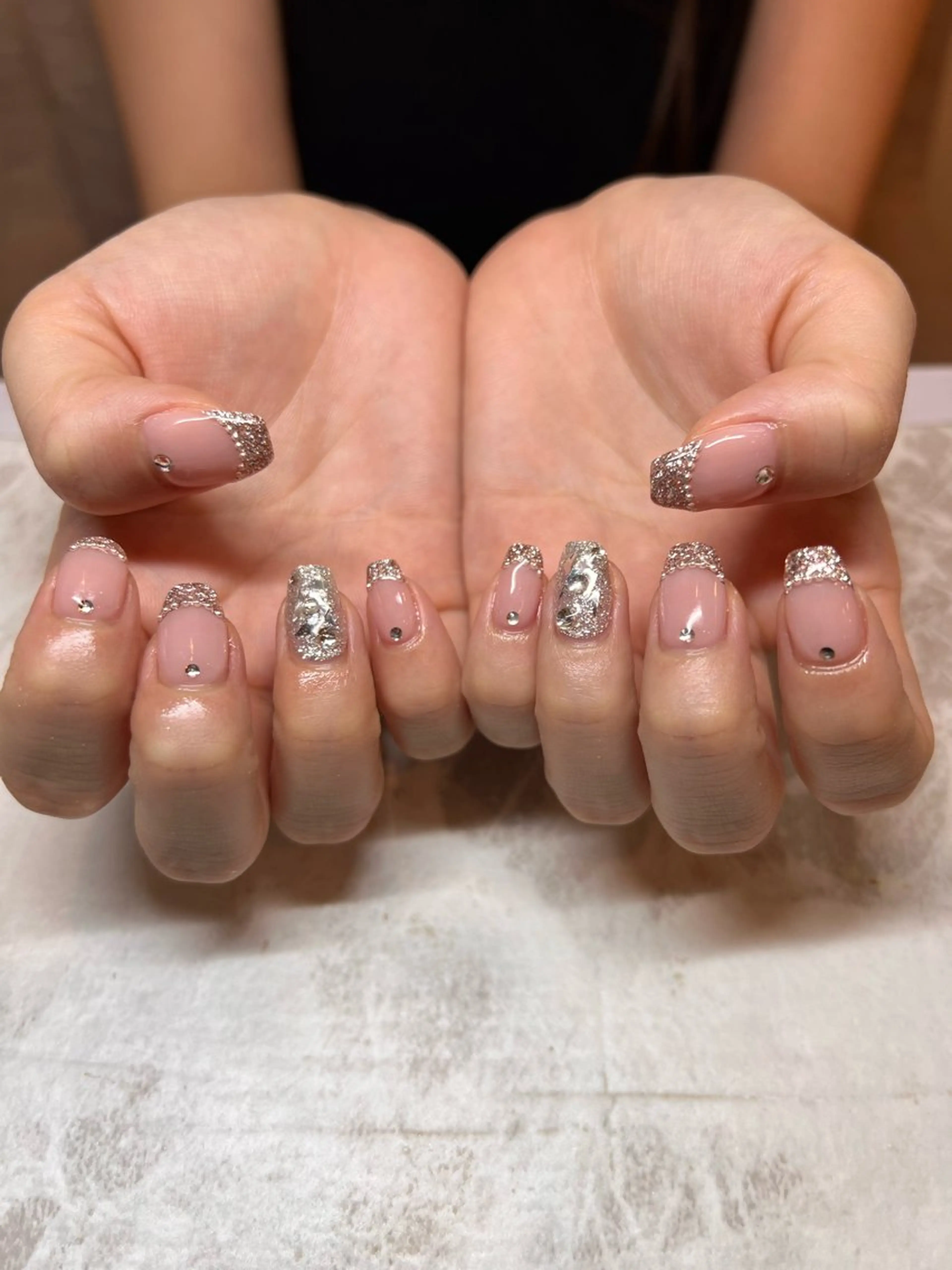 ミディアム ハンドネイル eyelash＆nailsalon noi 経堂店所属・＊ ももこのネイルデザイン