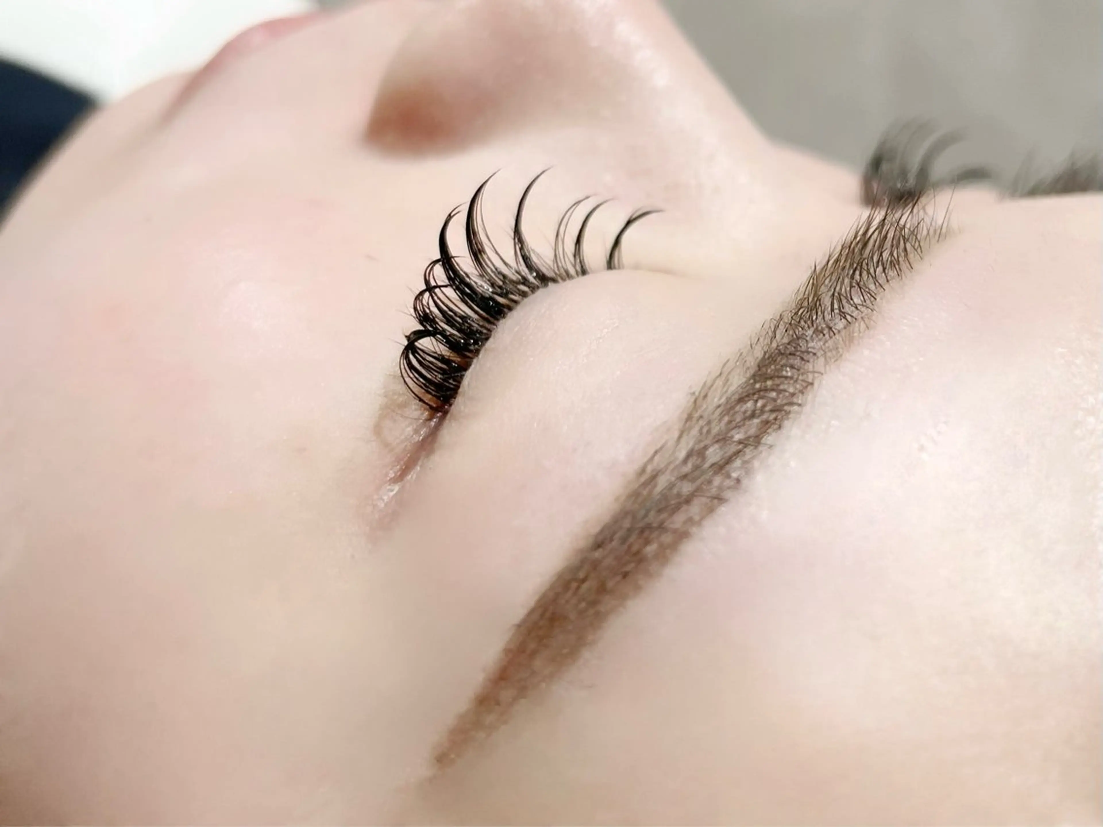 マツエク・マツパ 付け放題 フラットラッシュ マツエク 🤍comoda eye AKARIのマツエク・マツパデザイン