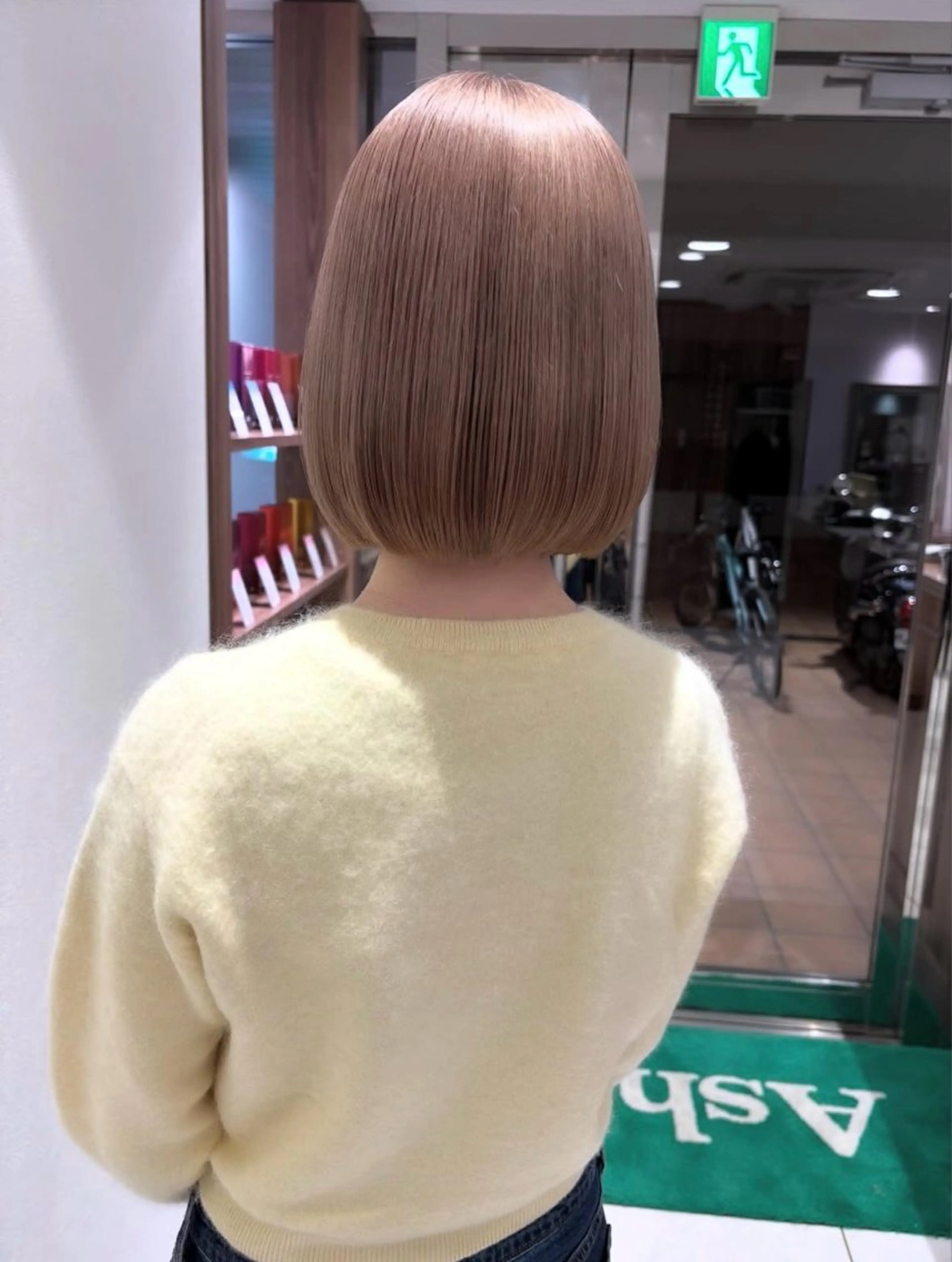 ショート カラー 長田 有加のヘアスタイル