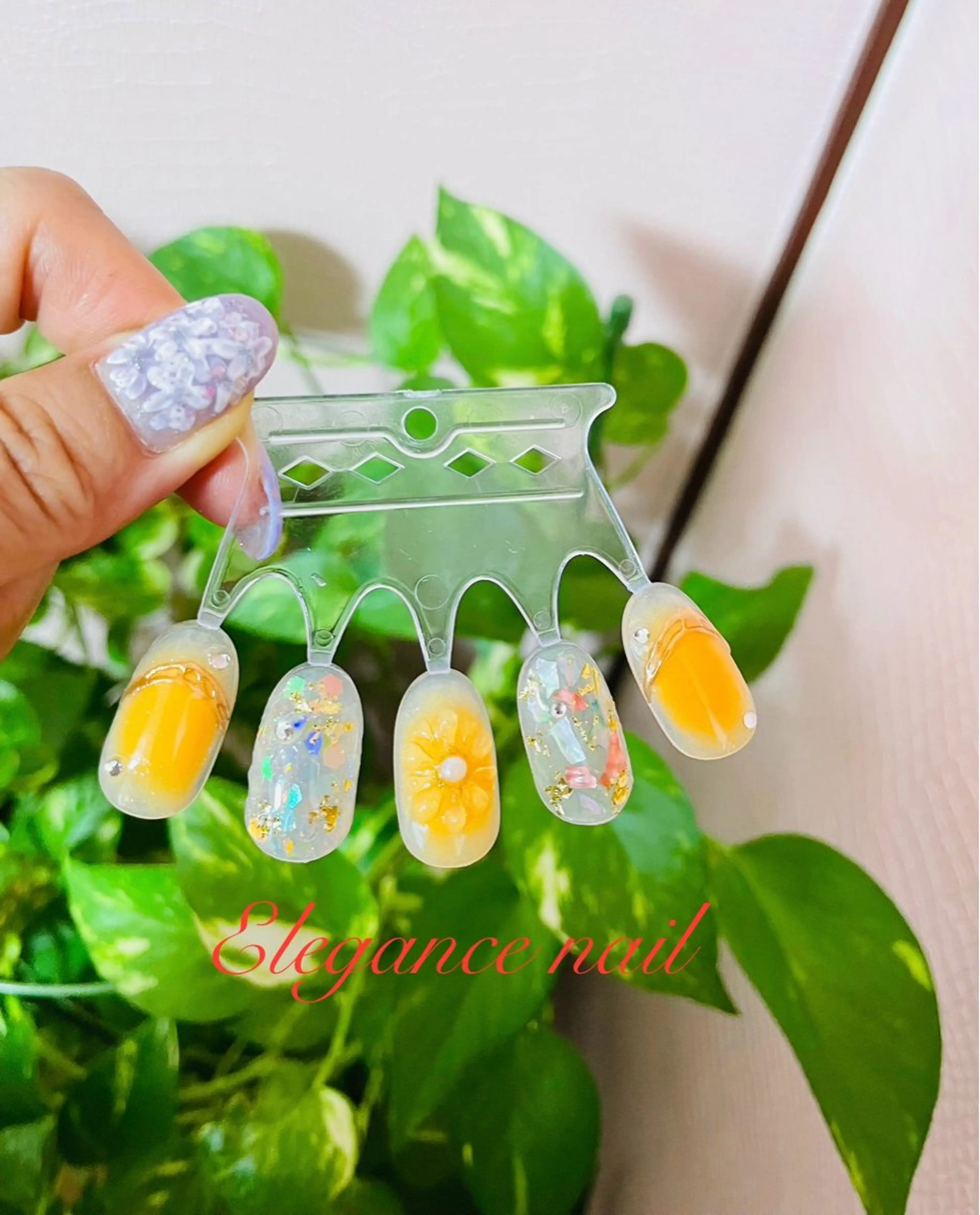 ネイル Elegance Nail所属・Elegance Nail本厚木店舗のネイルデザイン