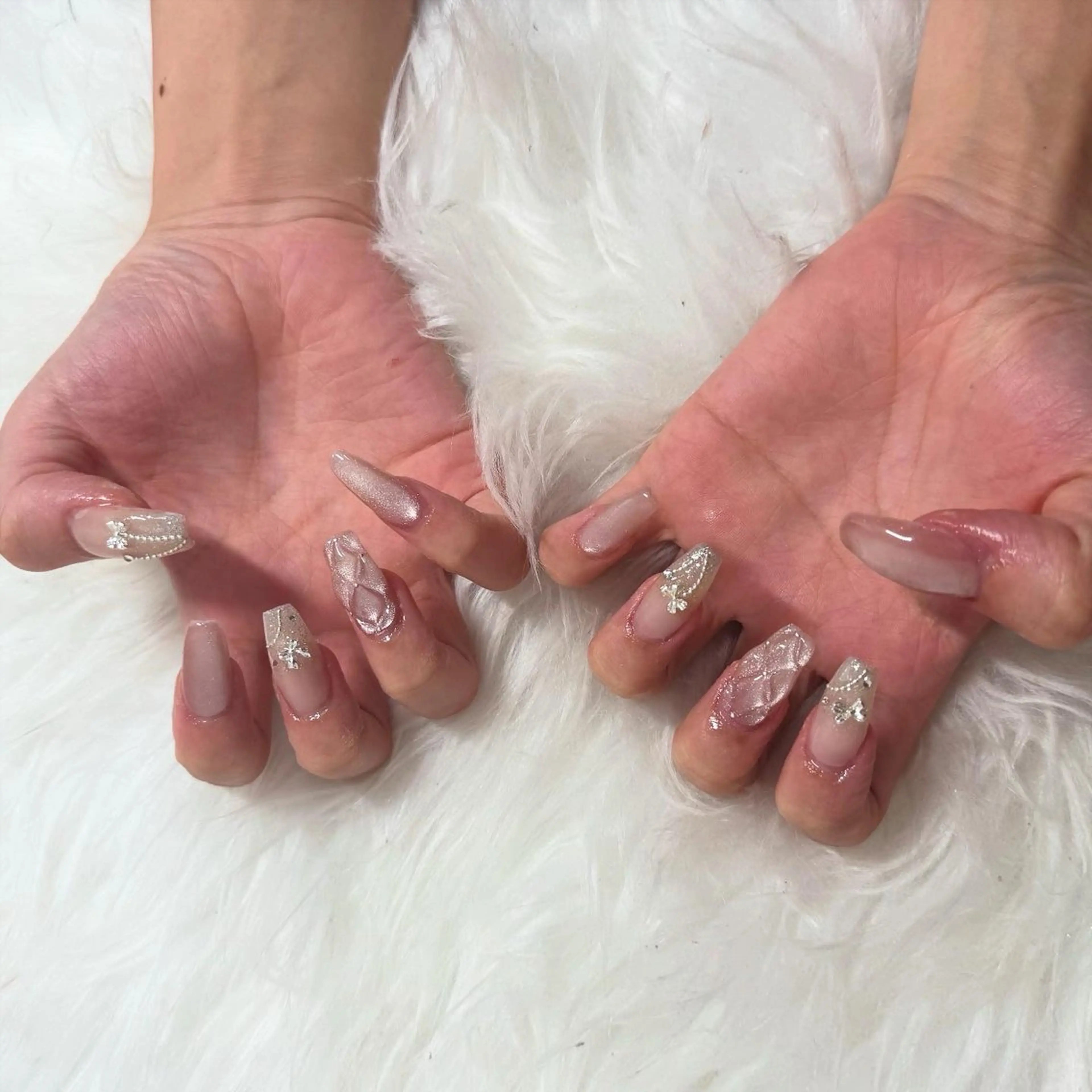 ロング ハンドネイル mao .のネイルデザイン