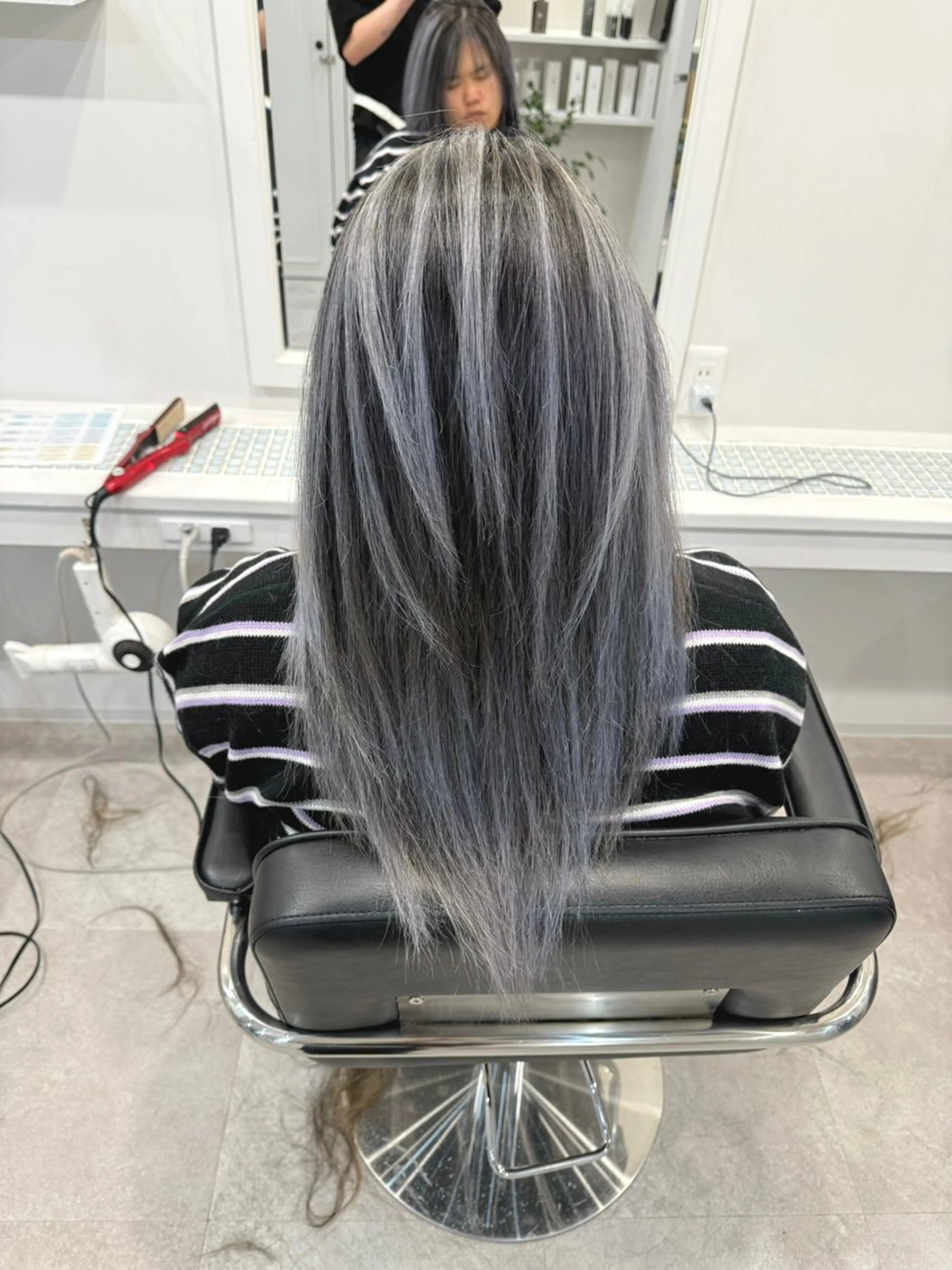 ロング カラー ヘアアレンジ バレイヤージュ ブリーチ ケアブリーチ レイヤーカット カット ヘアカラー SALOWIN京都河原町Suite店所属・外国人風レイヤー/ ハイトーンSHUのヘアスタイル