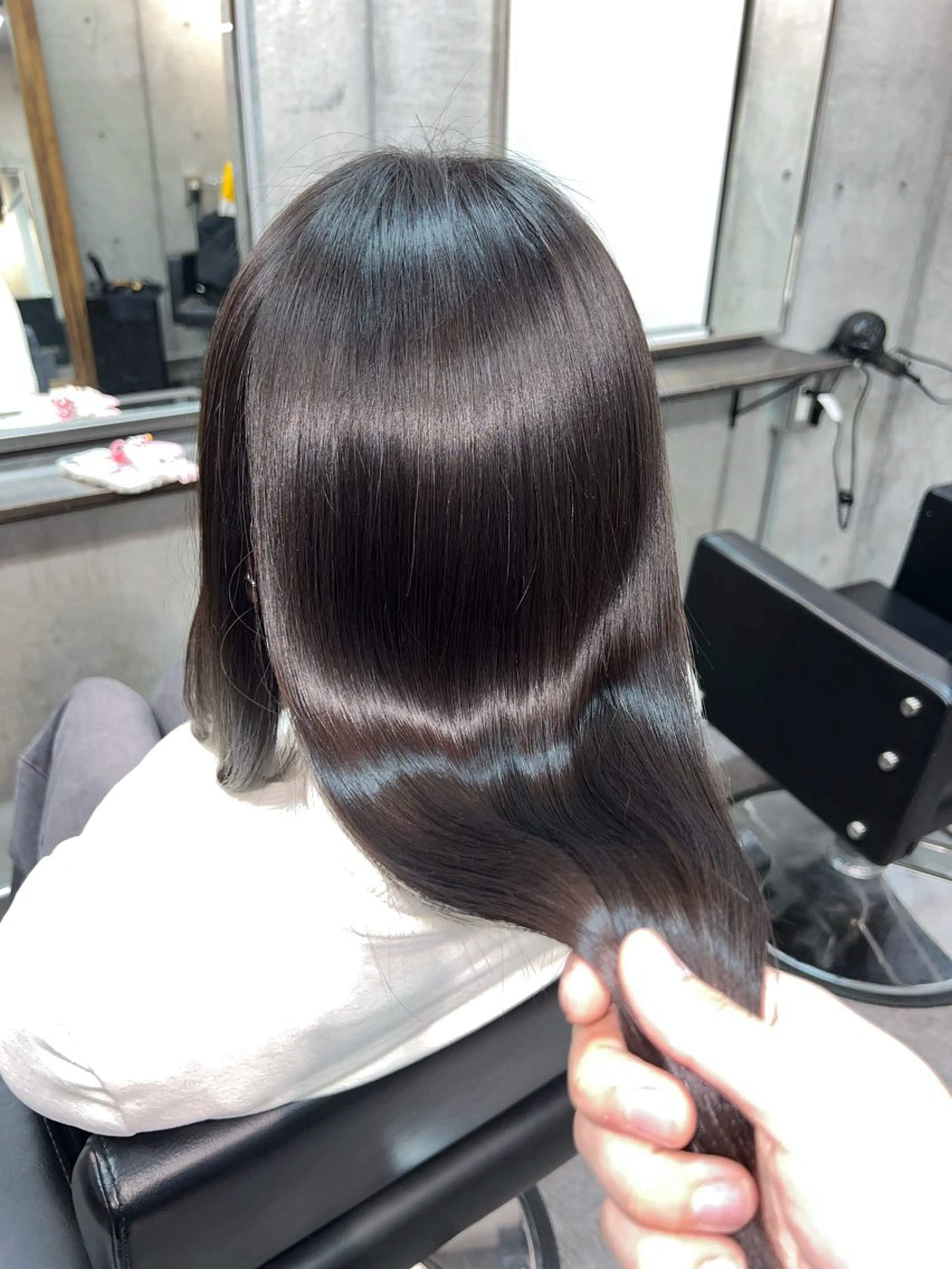 セミロング 髪質改善 カット ヘアカラー トリートメント ONE EIGHTY 表参道所属・🫧美髪特化美容師 🫧中西海斗のヘアスタイル