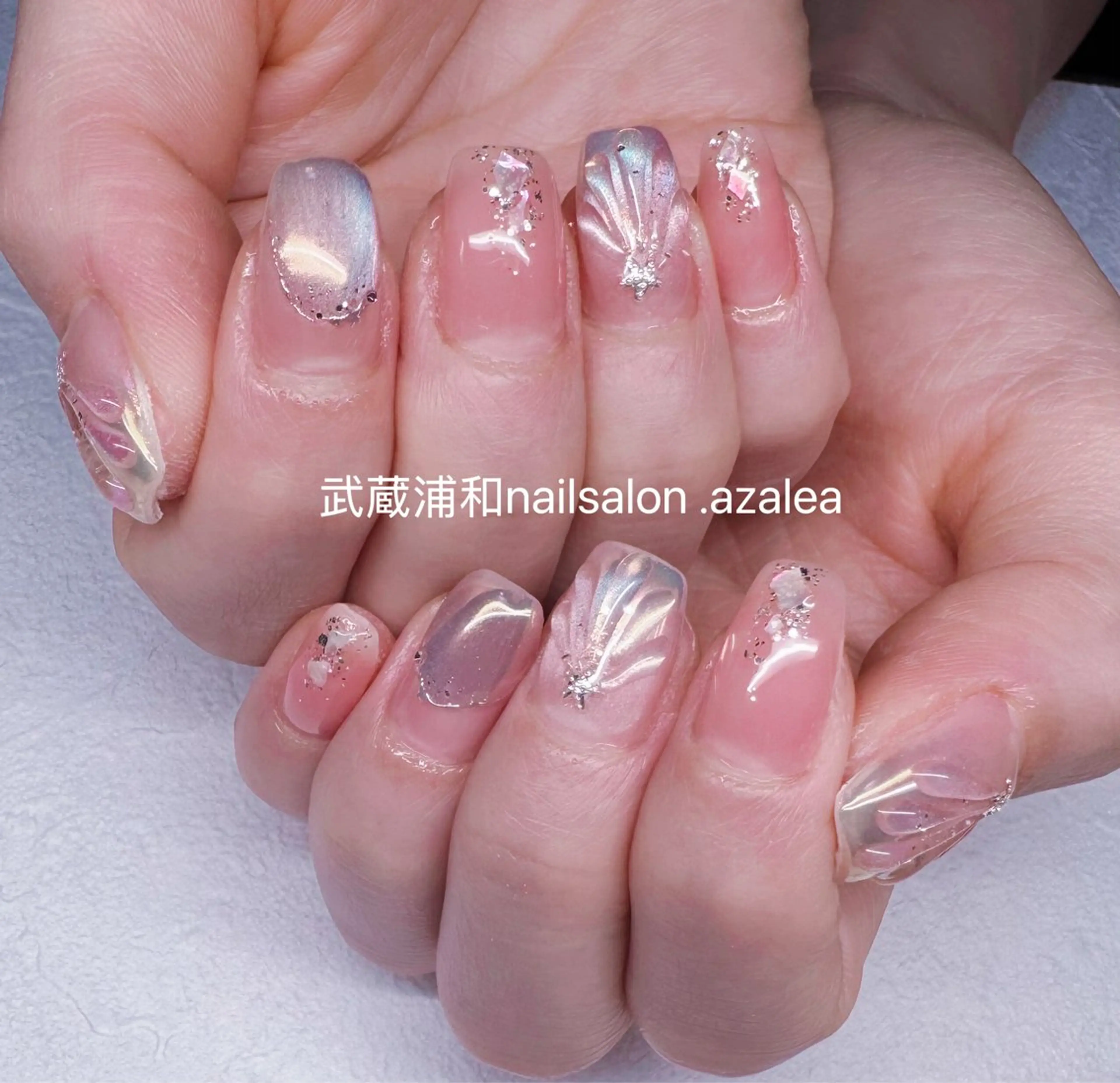 ネイル ハンドネイル R inのネイルデザイン