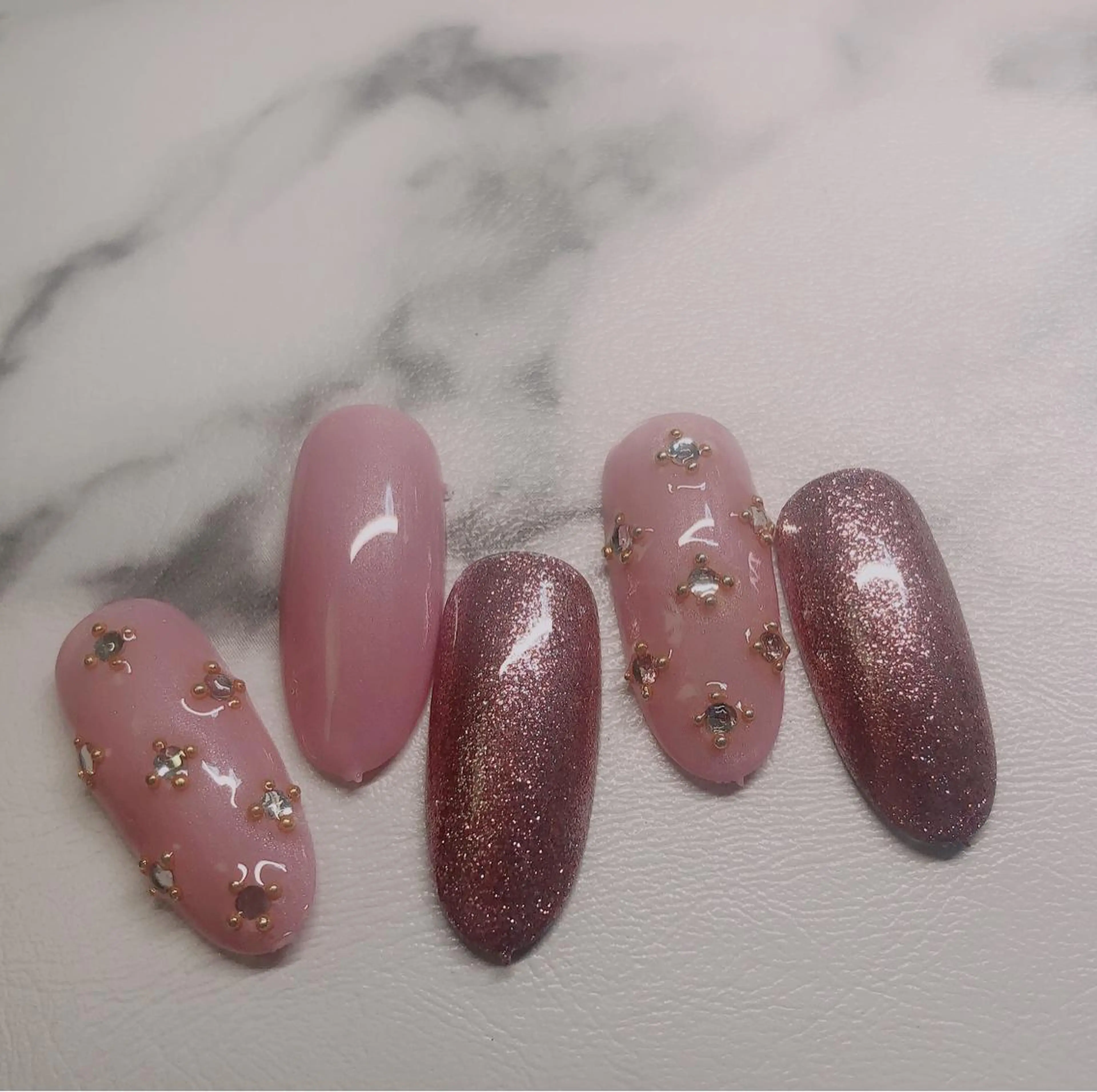 ネイル ハンドネイル ハンドケア ネイルサロンエクラ 🫧Shizukaのネイルデザイン