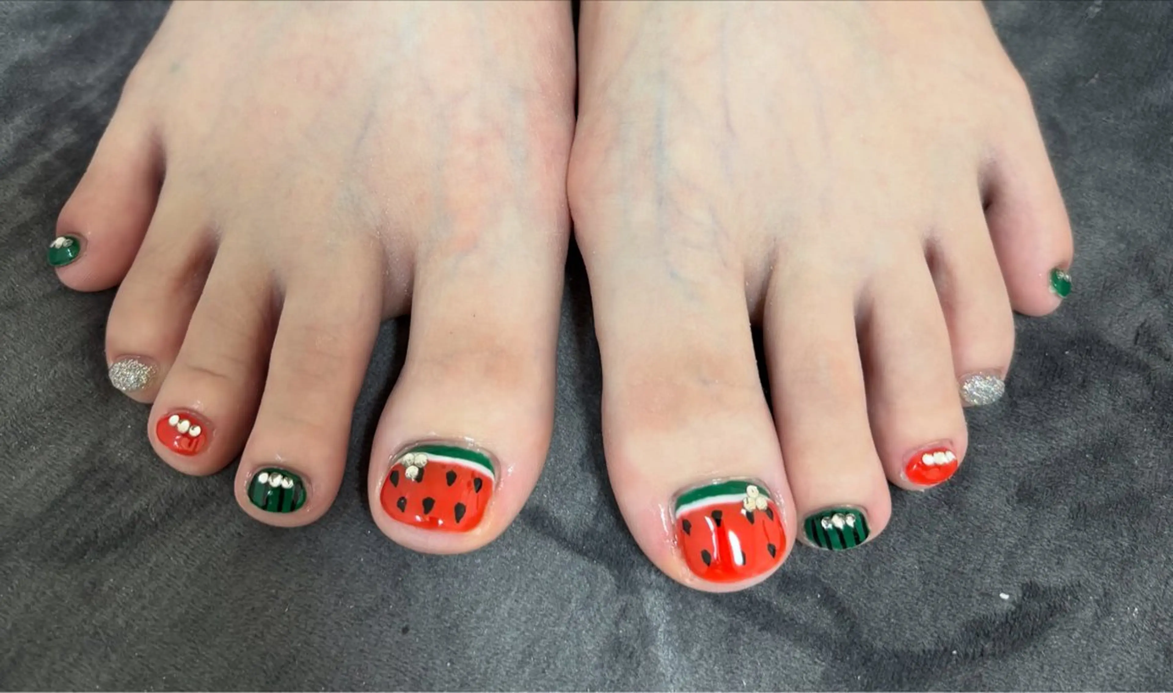 ネイル フットネイル アステリ所属・猪俣 亜子のネイルデザイン