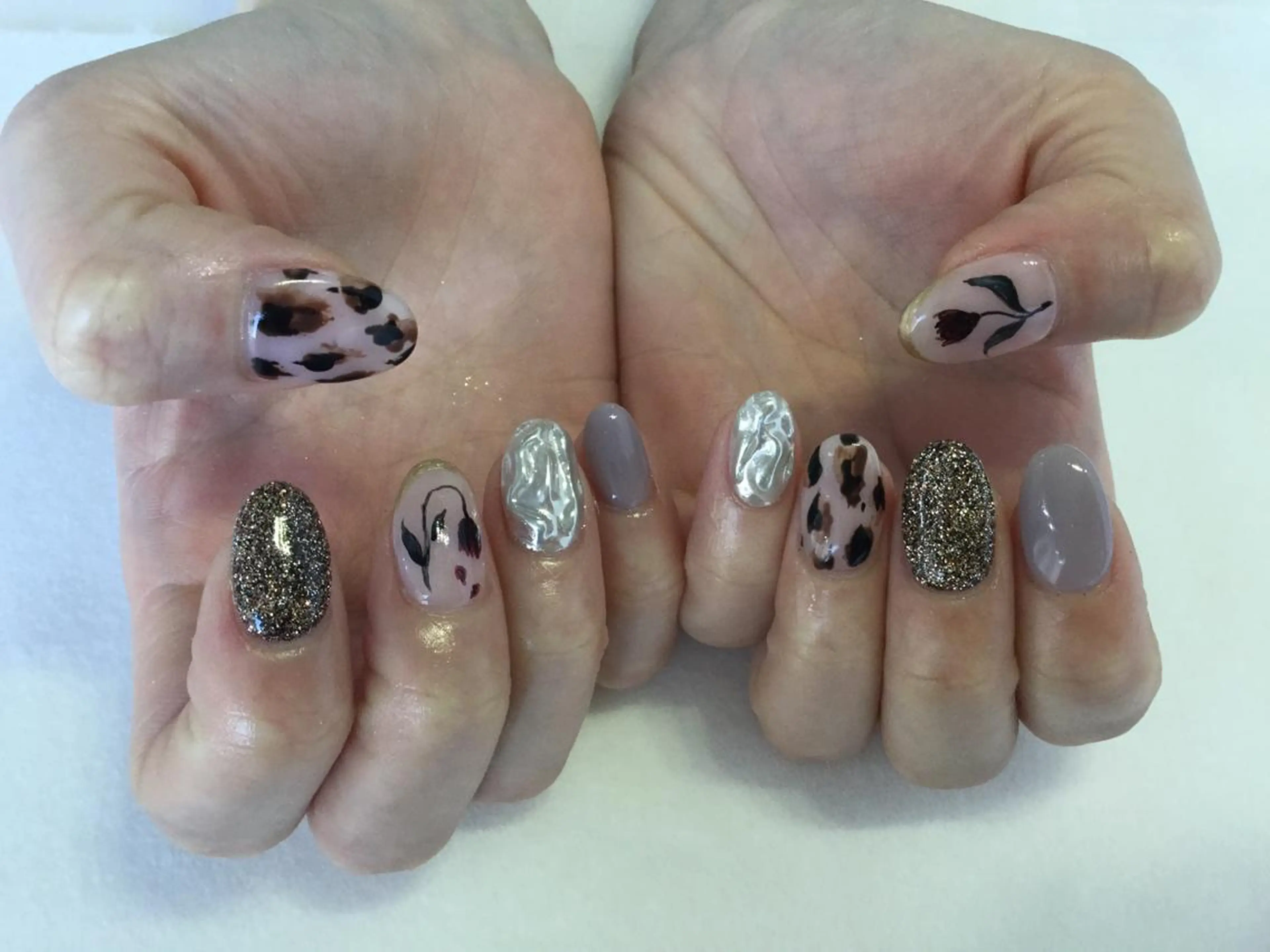 ネイル 💎🐰 saki. m 🐰💎のネイルデザイン