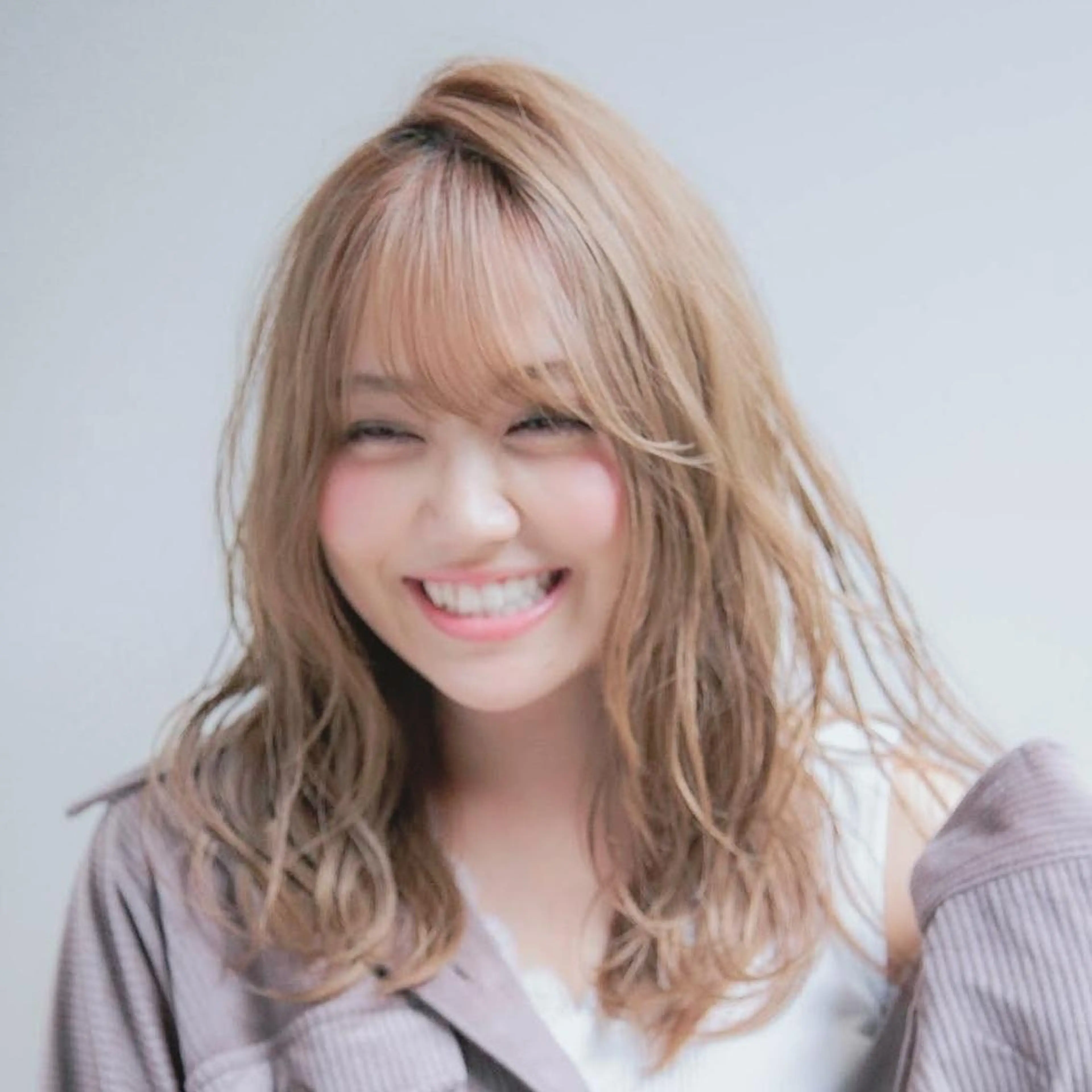 セミロング ヘアカラー トリートメント 縮毛矯正/レイヤー 💎やまもとちひろのヘアスタイル