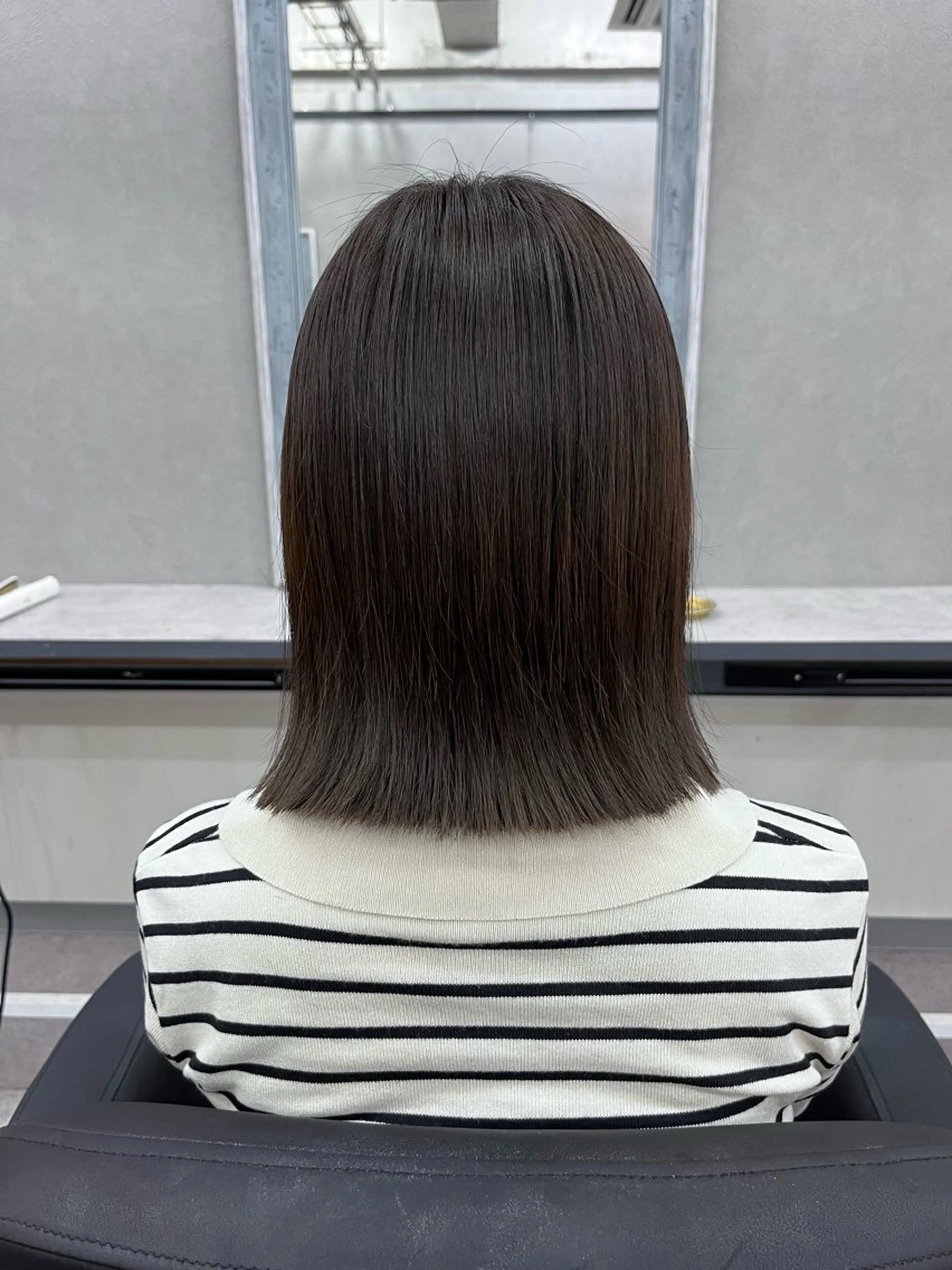 ショート カラー グレージュ ボブ カット ヘアカラー 柔らかいヘアカラー 大成のヘアスタイル