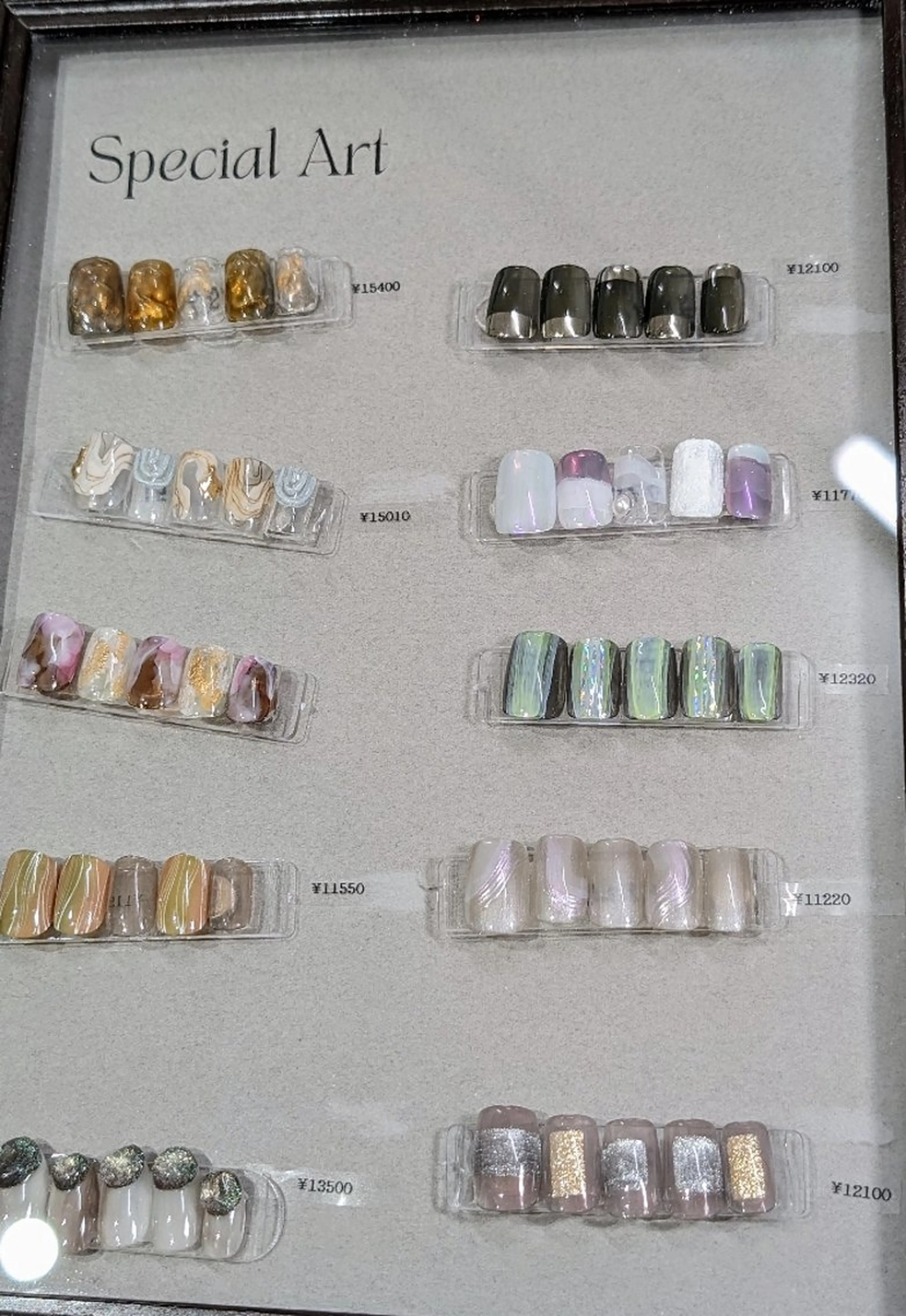 ネイル FIKA 折戸のネイルデザイン