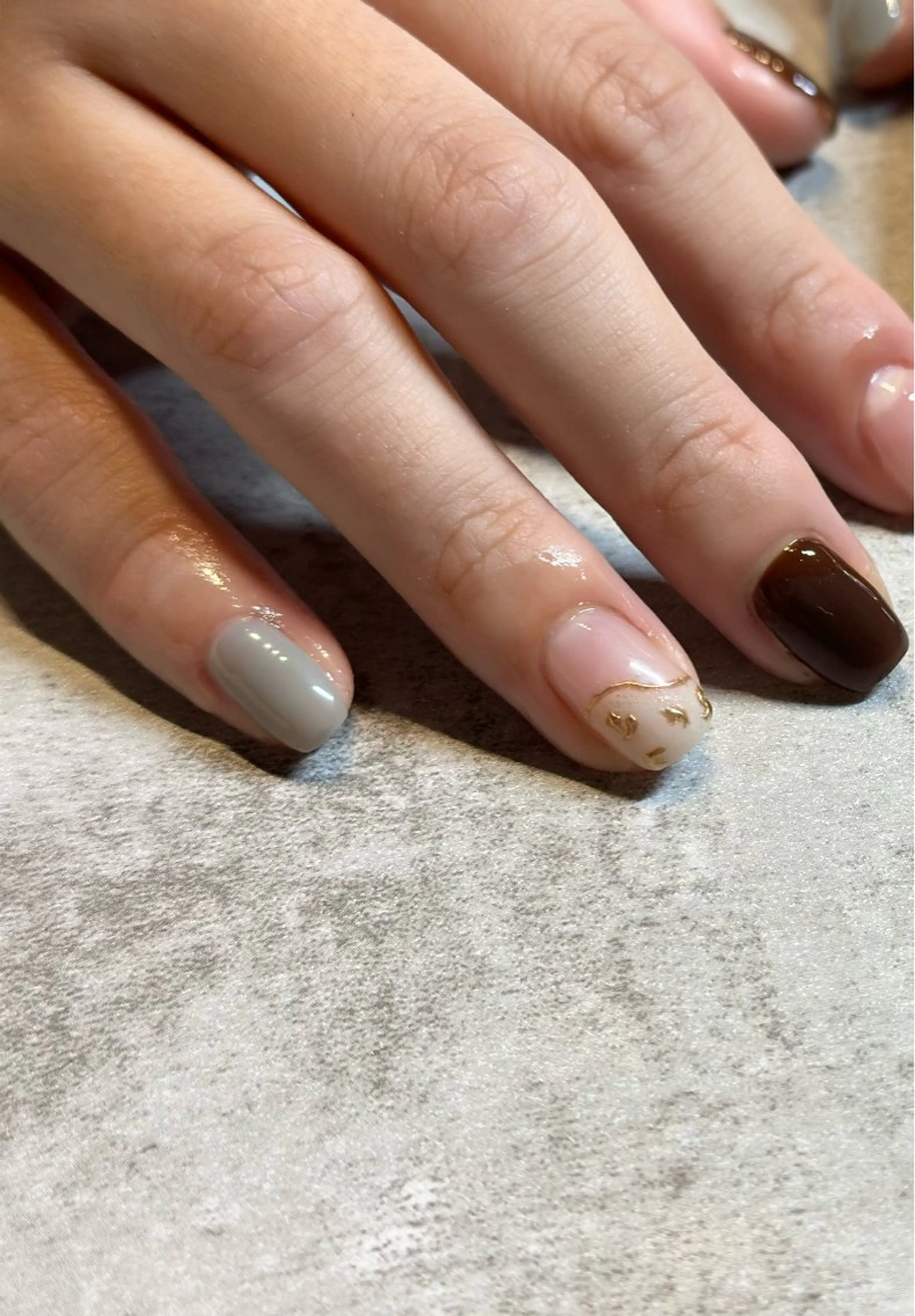 ネイル 冬ネイル ハンドネイル ネイルサロン Lafuのネイルデザイン