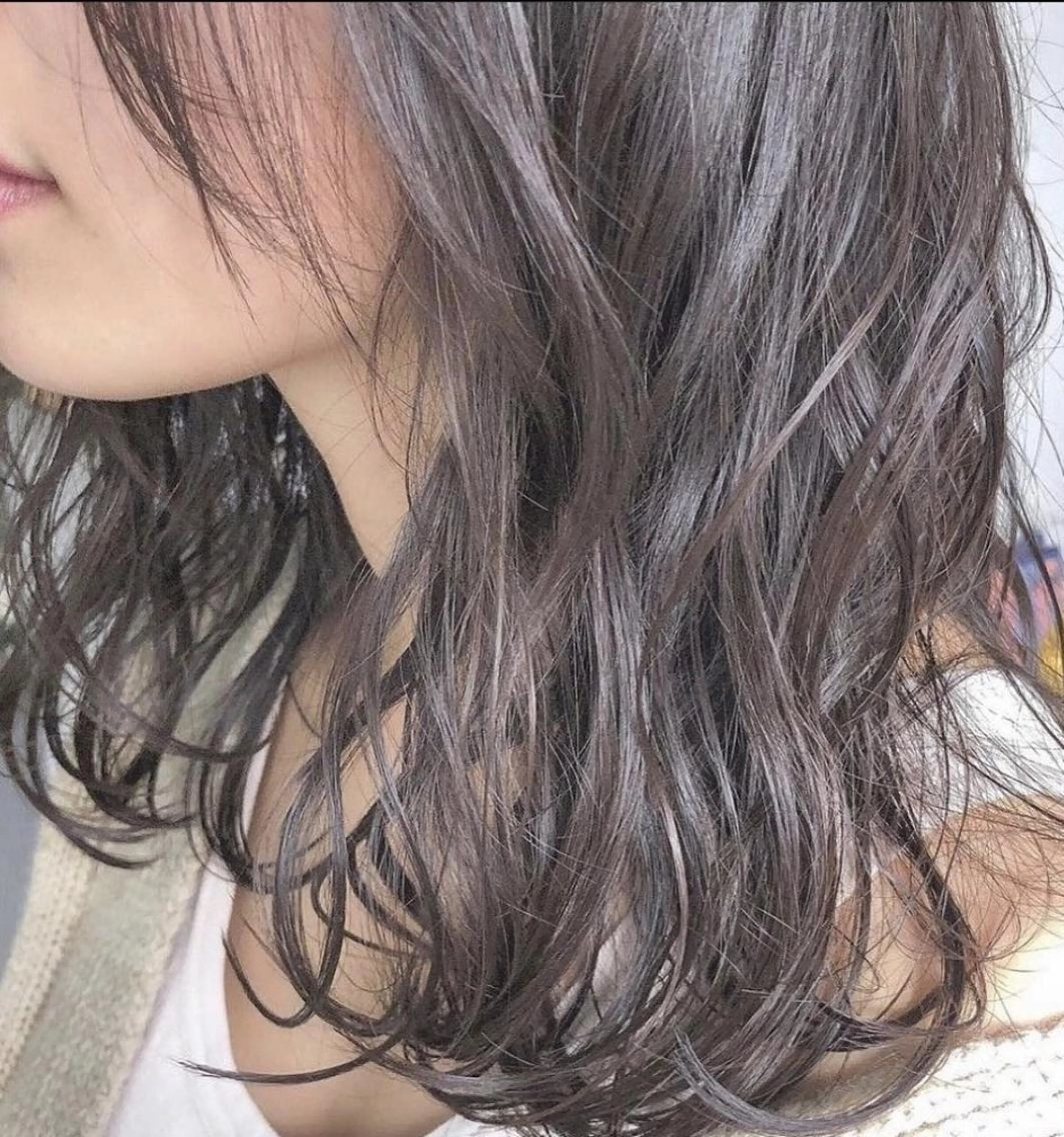 セミロング パーマ 鶴田 風雅のヘアスタイル