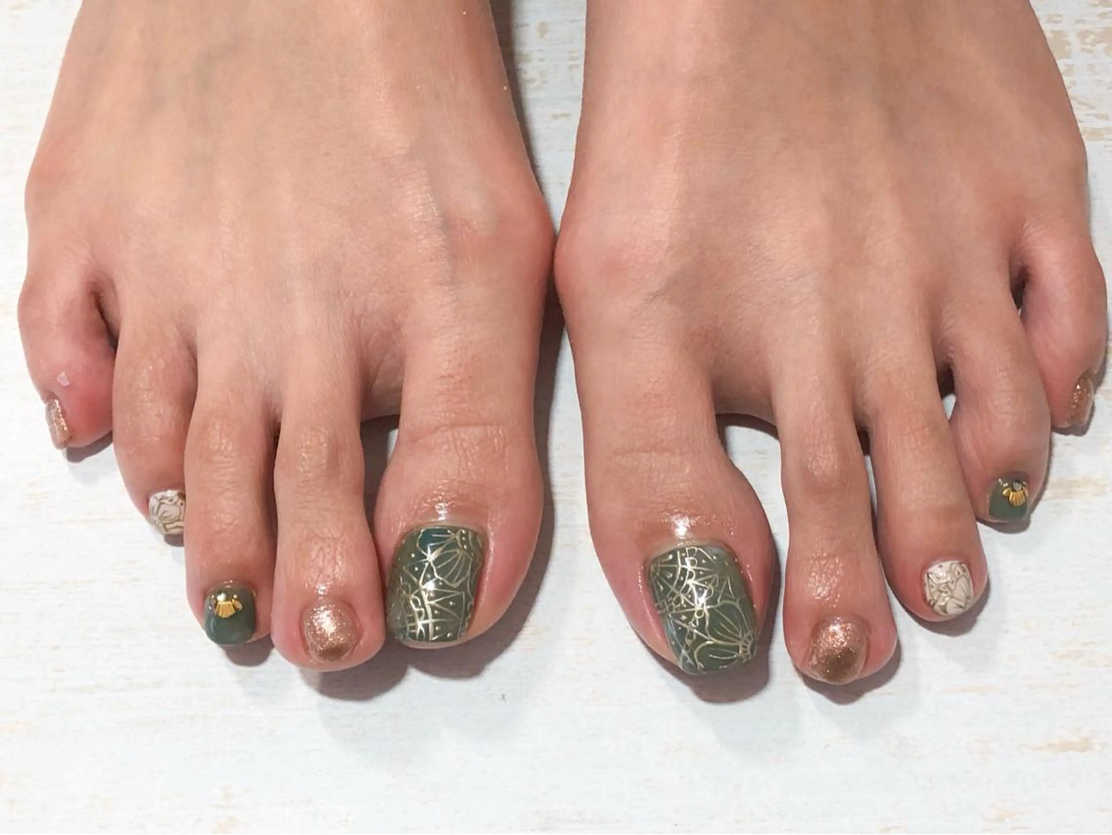 ネイル フットネイル 𖡼 yumenoのネイルデザイン