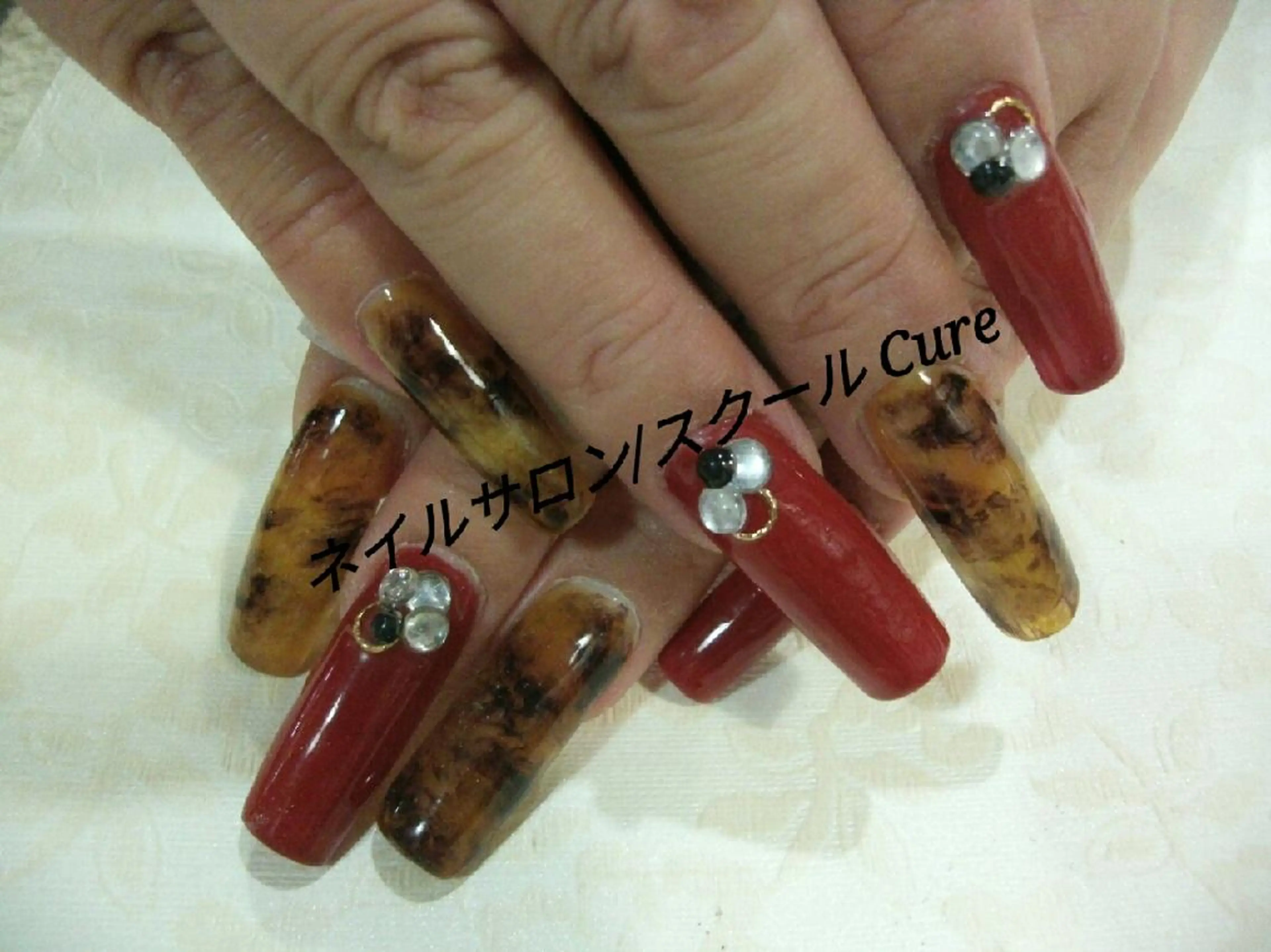 ロング ネイル ネイルサロン Cureのネイルデザイン