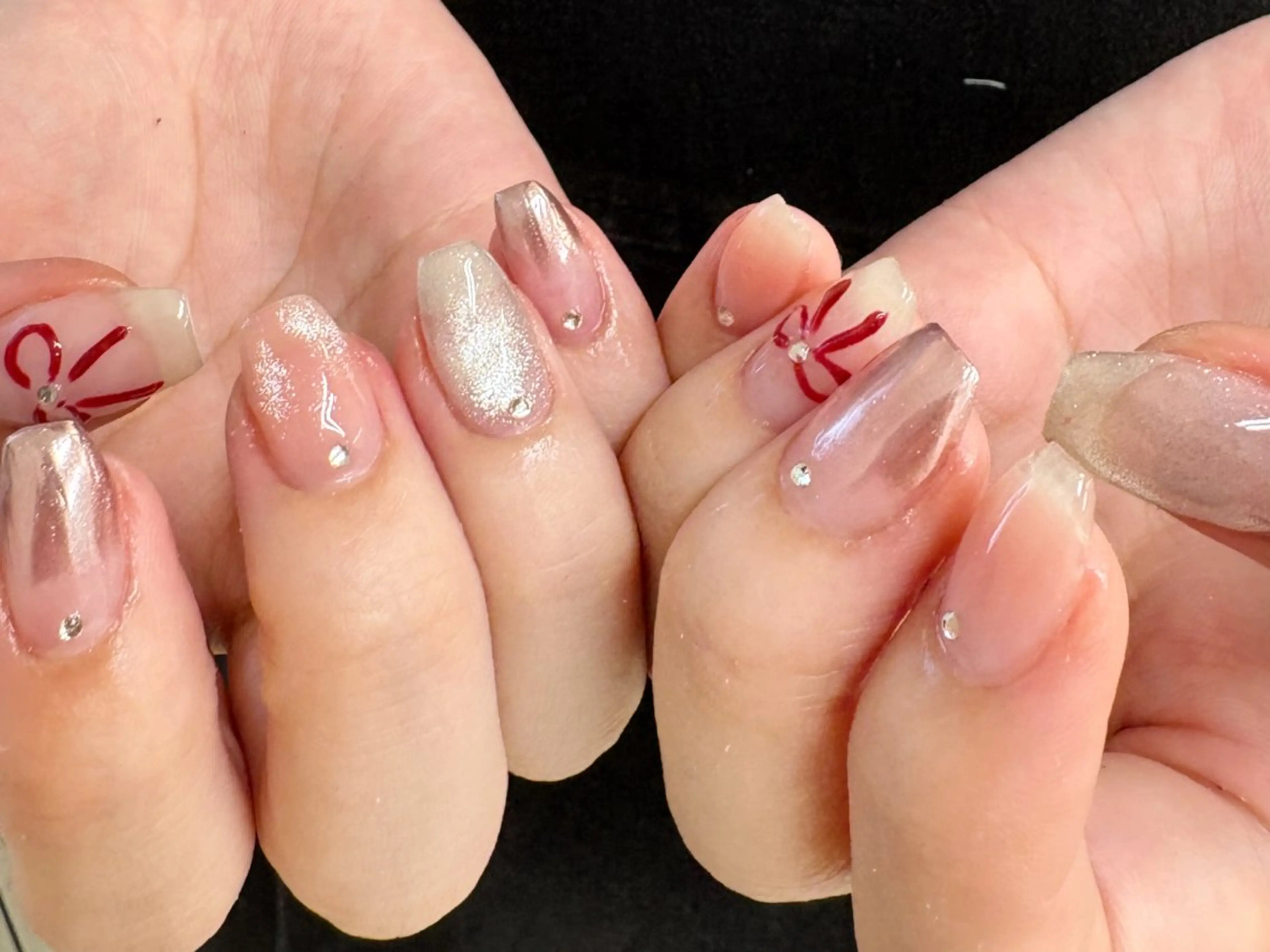 ネイル ハンドネイル cream nail salon所属・Crème Studioのネイルデザイン