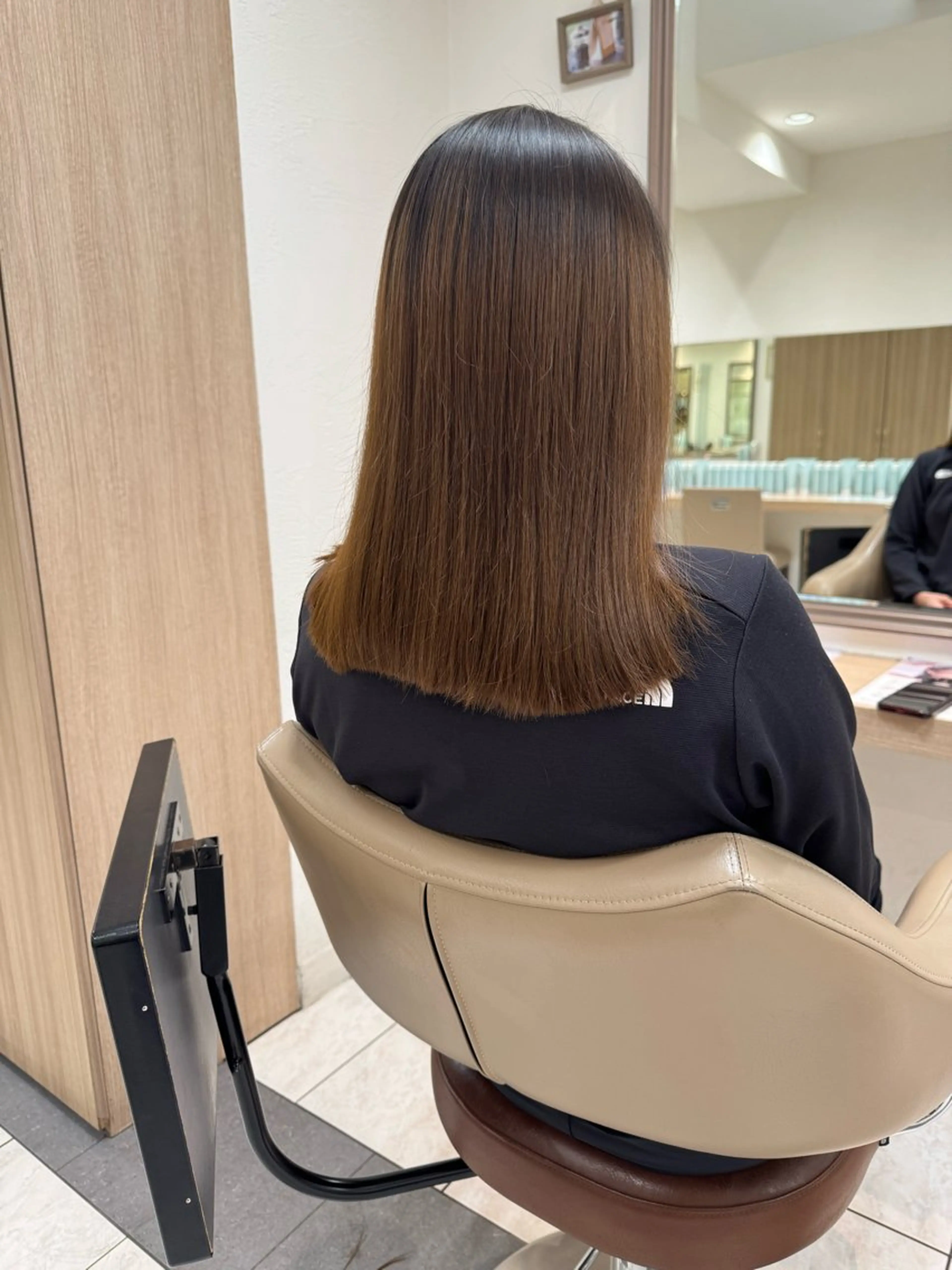 セミロング レディースモデル募集 鈴木健友のヘアスタイル