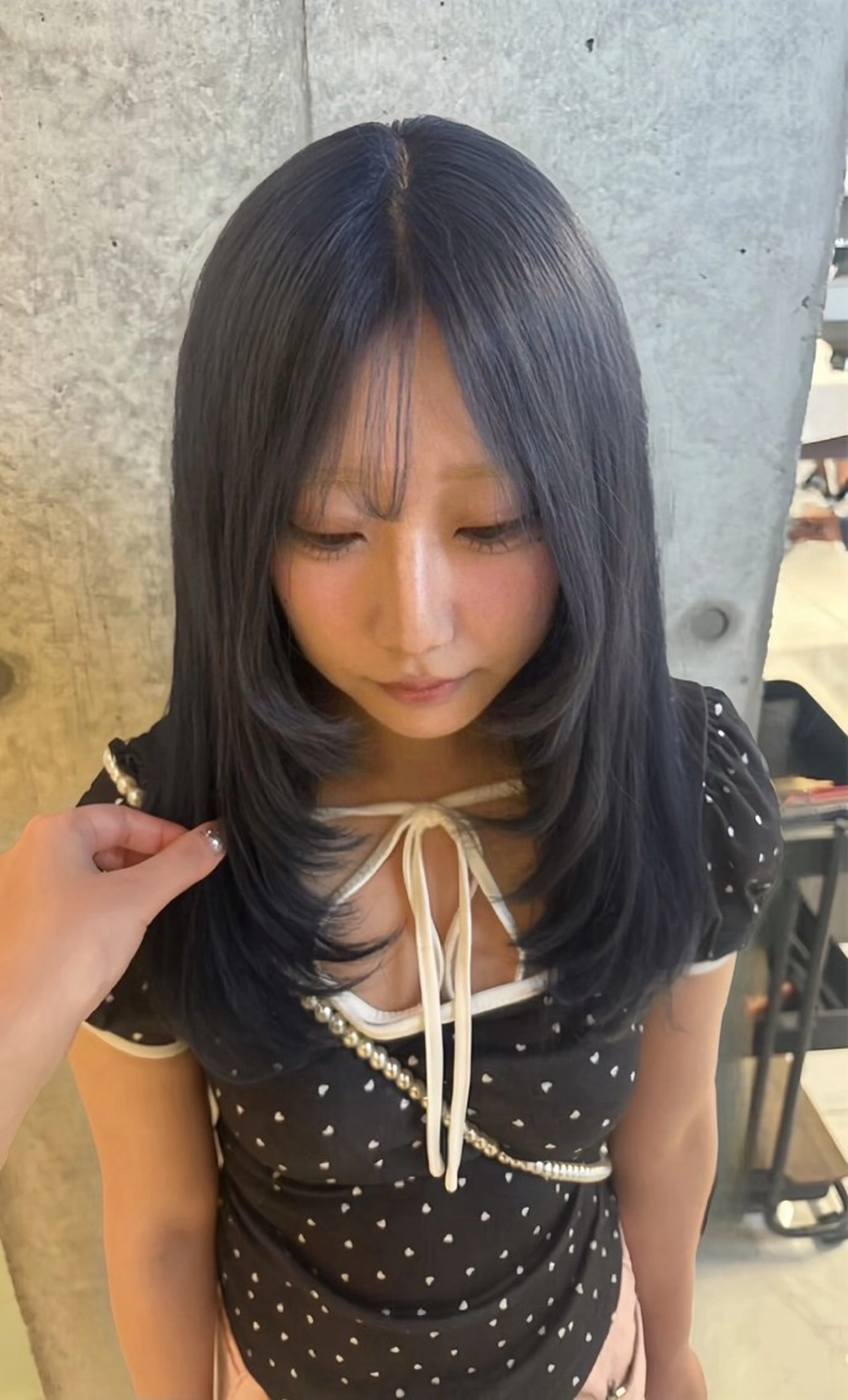 ロング 顔周りカット 小顔カット カット ヘアカラー ️💜akari💜 ハイトーン/レイヤーのヘアスタイル