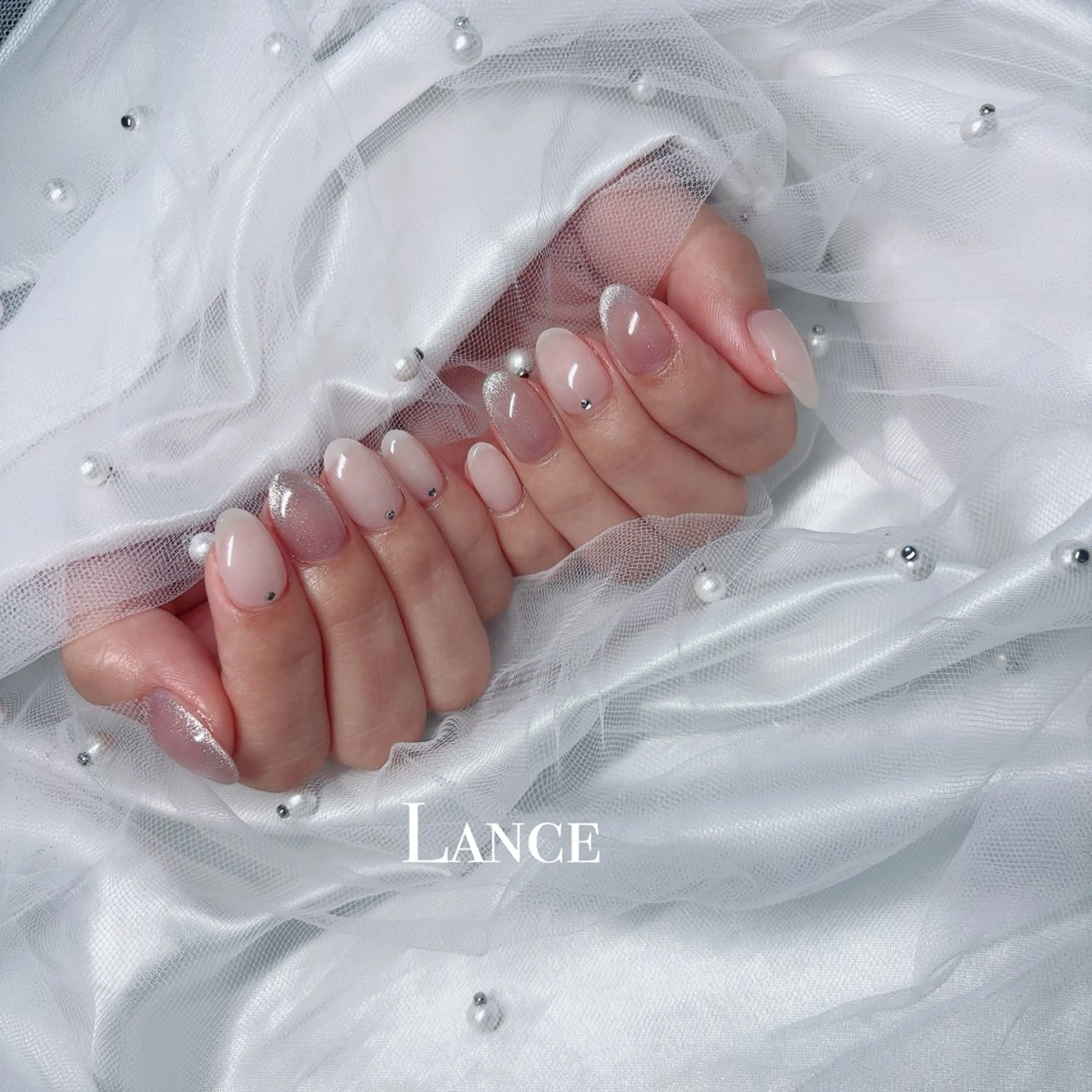 ネイル キラキラネイル 韓国ネイル ラメ(グリッター) 春ネイル バレンタイン ハンドネイル Lance nailのネイルデザイン