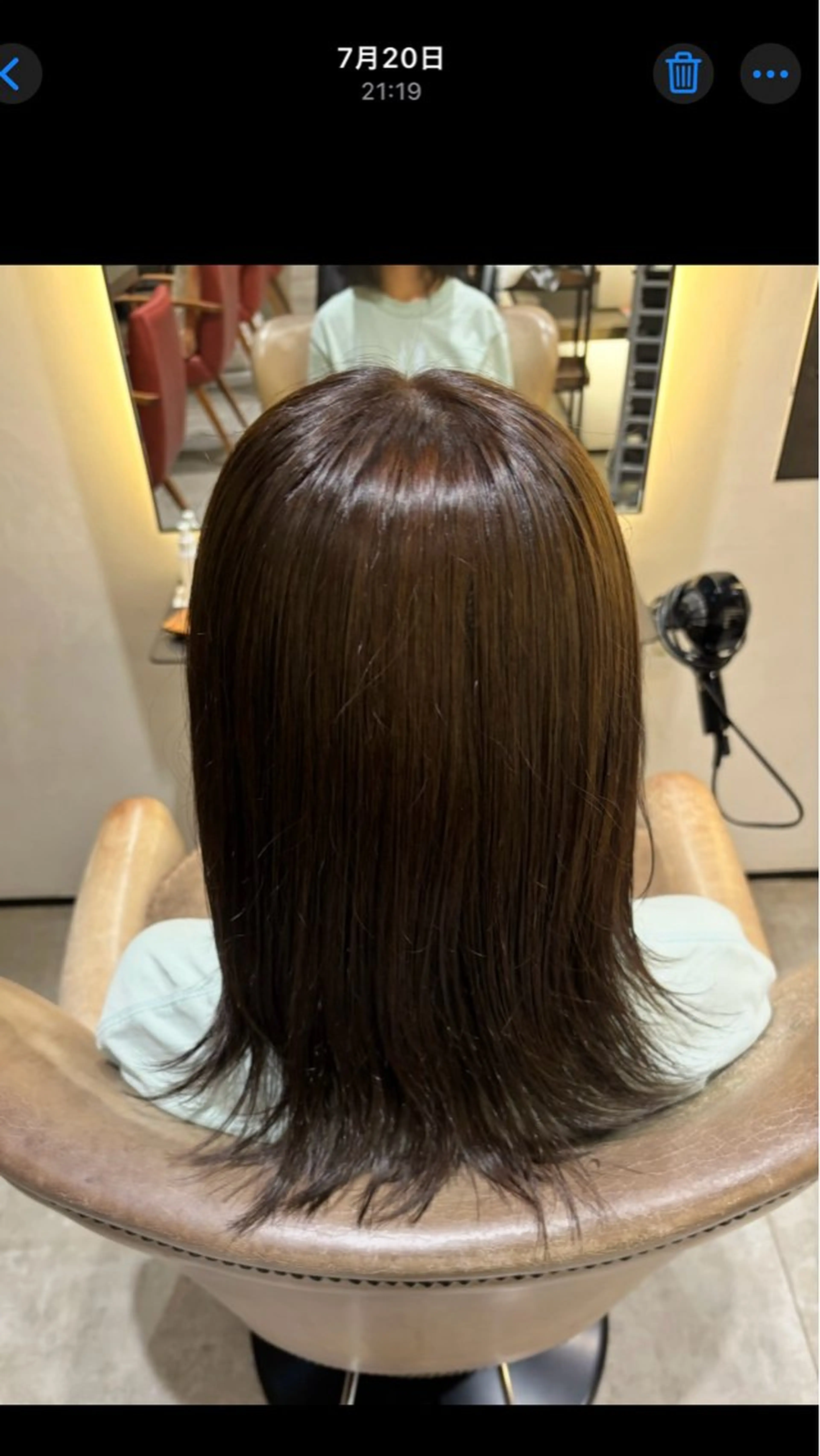 ミディアム ヘアカラー com’sLibli 澤井凜のヘアスタイル