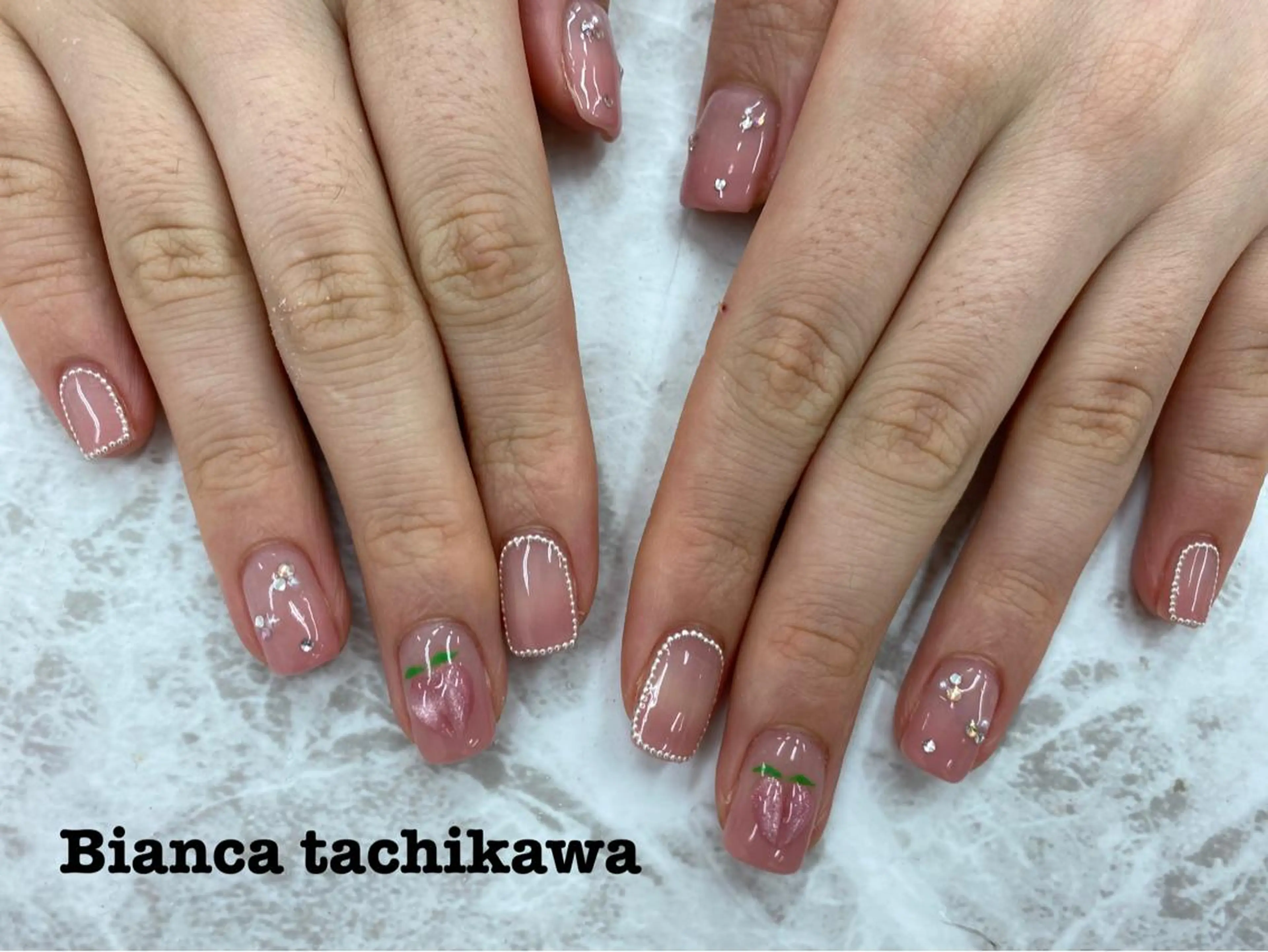 ネイル Bianca 立川店 小川のネイルデザイン