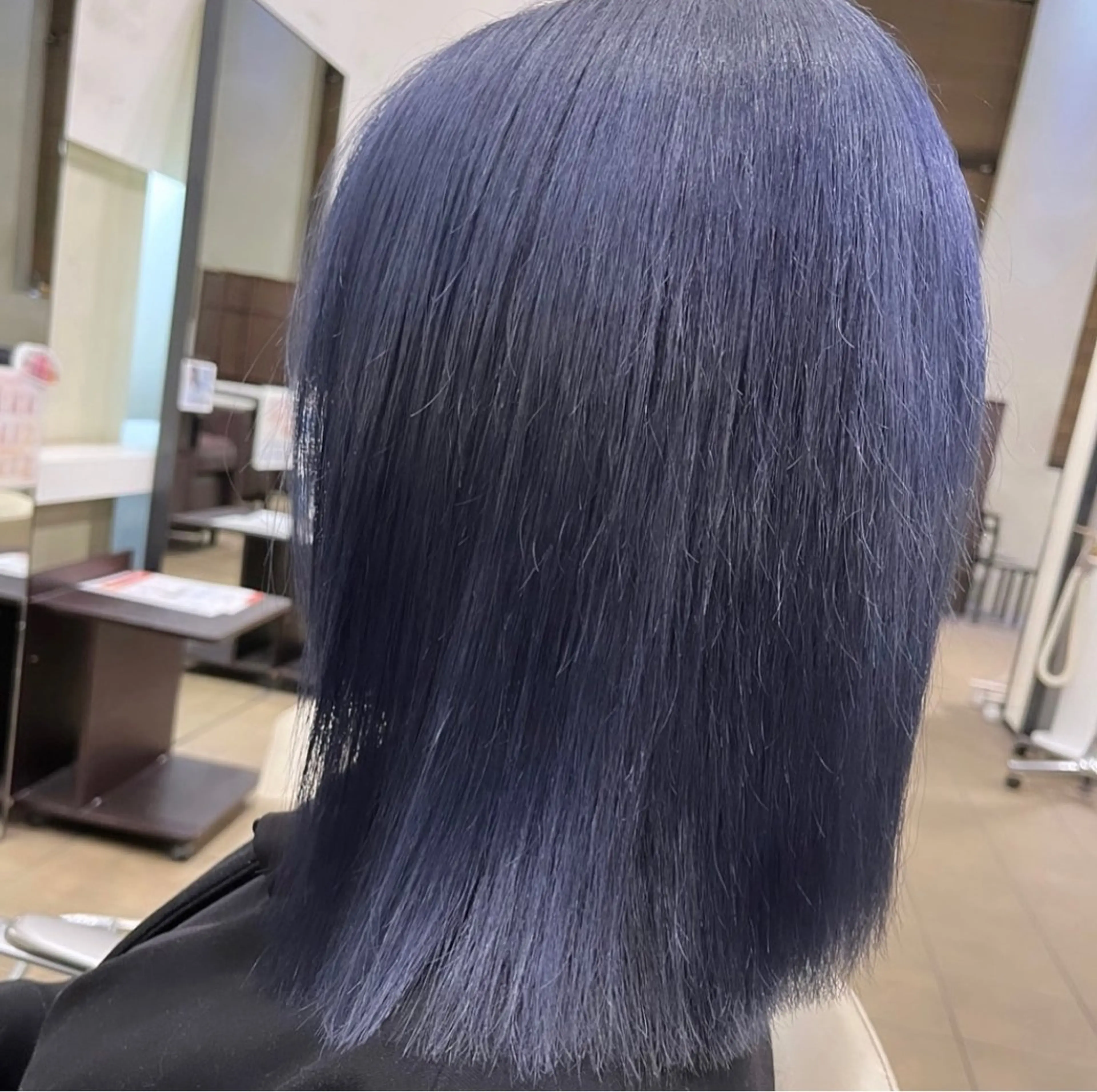 セミロング カラー uni 江坂🦋 木下風子のヘアスタイル