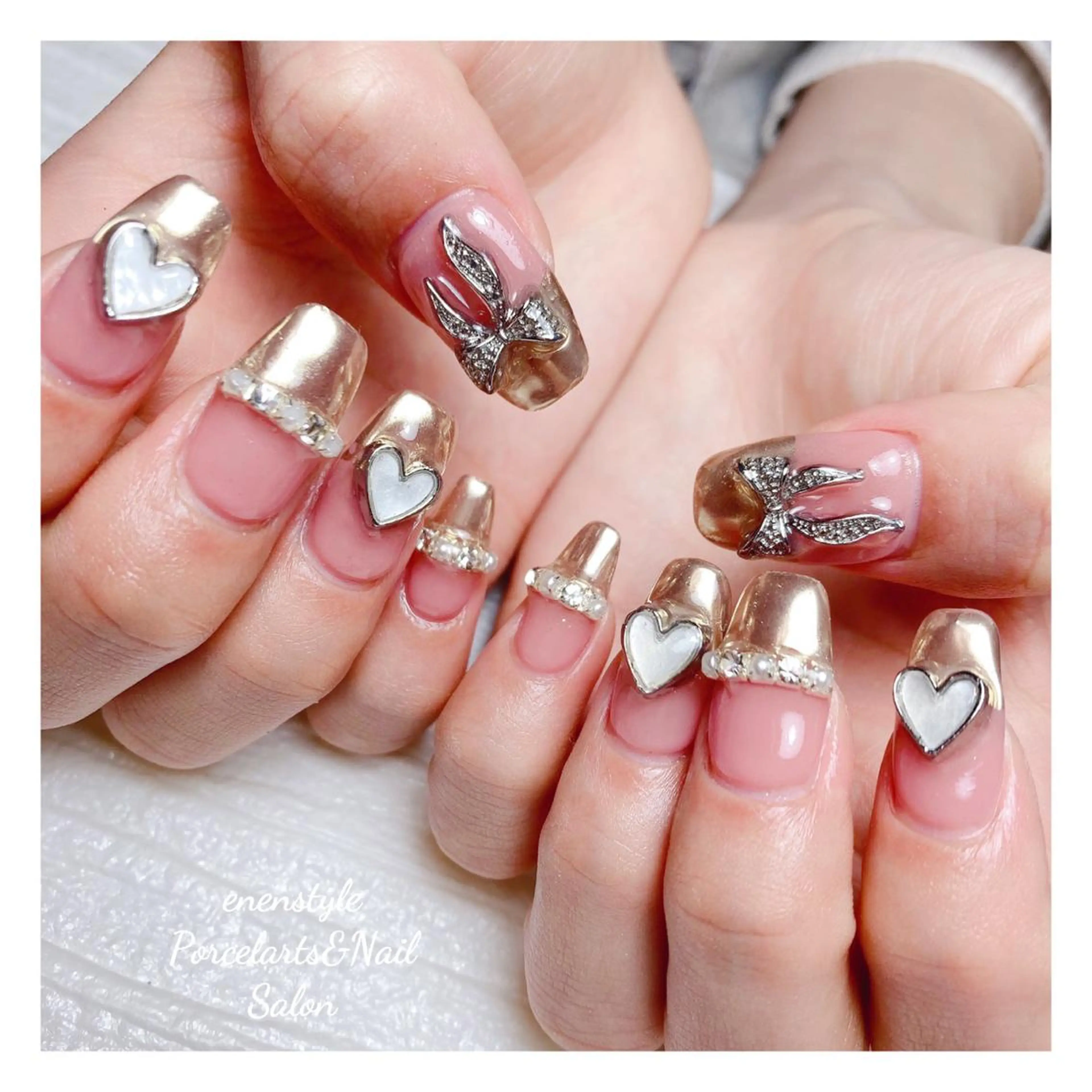 ミディアム ネイル 👑enen style👑のネイルデザイン