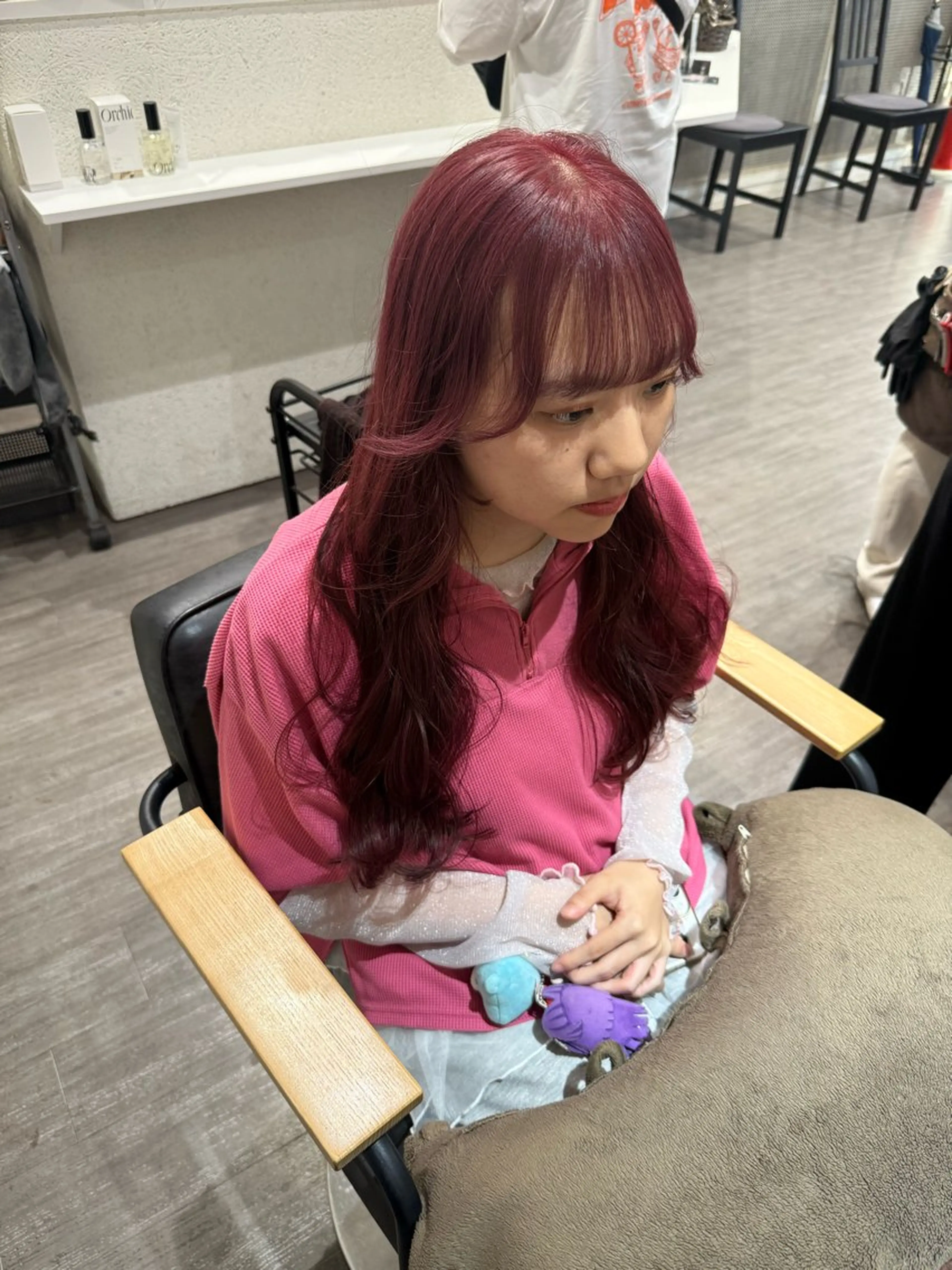 セミロング カラー ピンクカラー カット ヘアカラー トリートメント 艶髪レイヤー上田 紗也🇰🇷💗のヘアスタイル