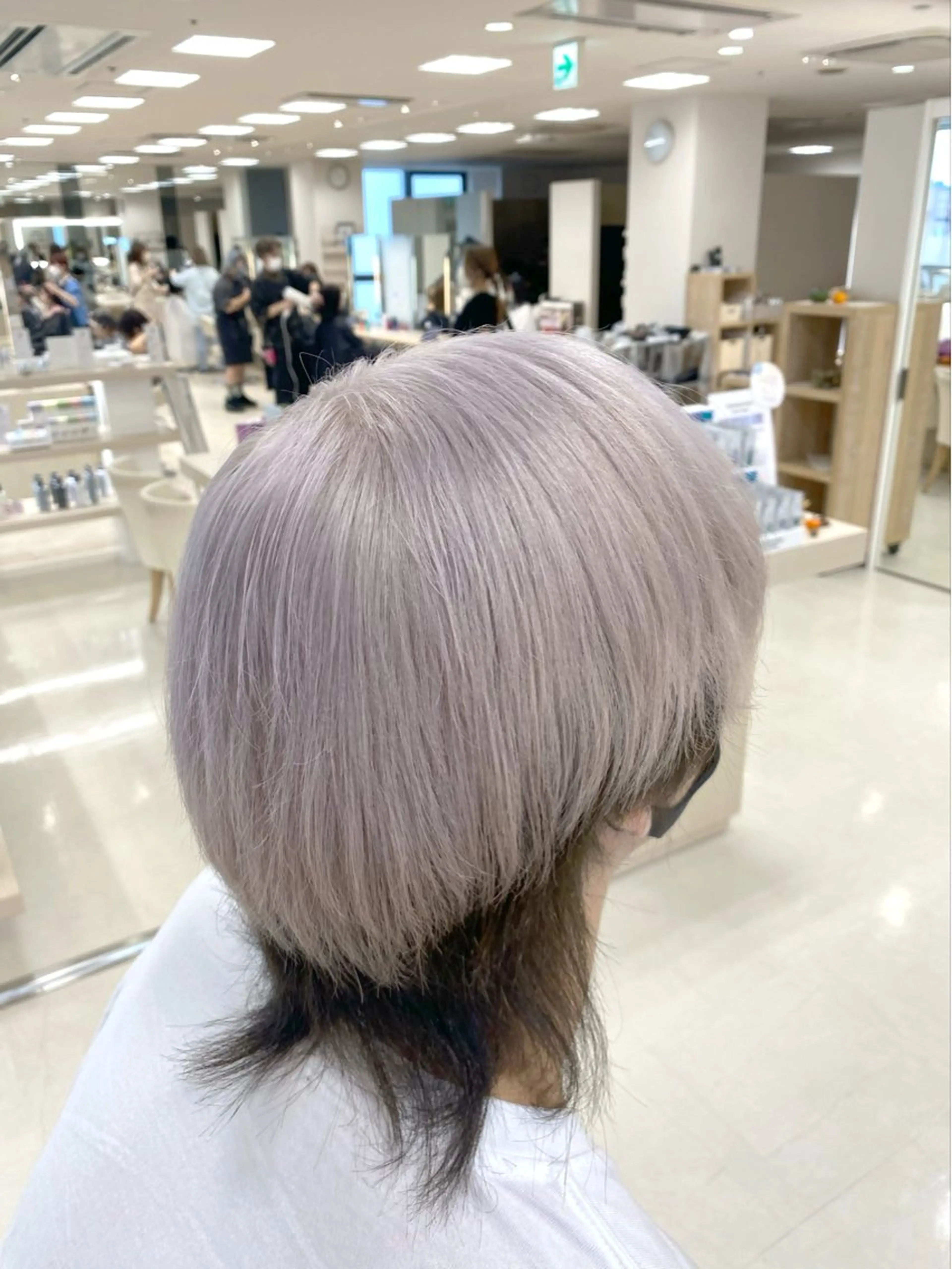 ショート ヘアカラー 推し活/韓国/ブリー チカラーminamiのヘアスタイル