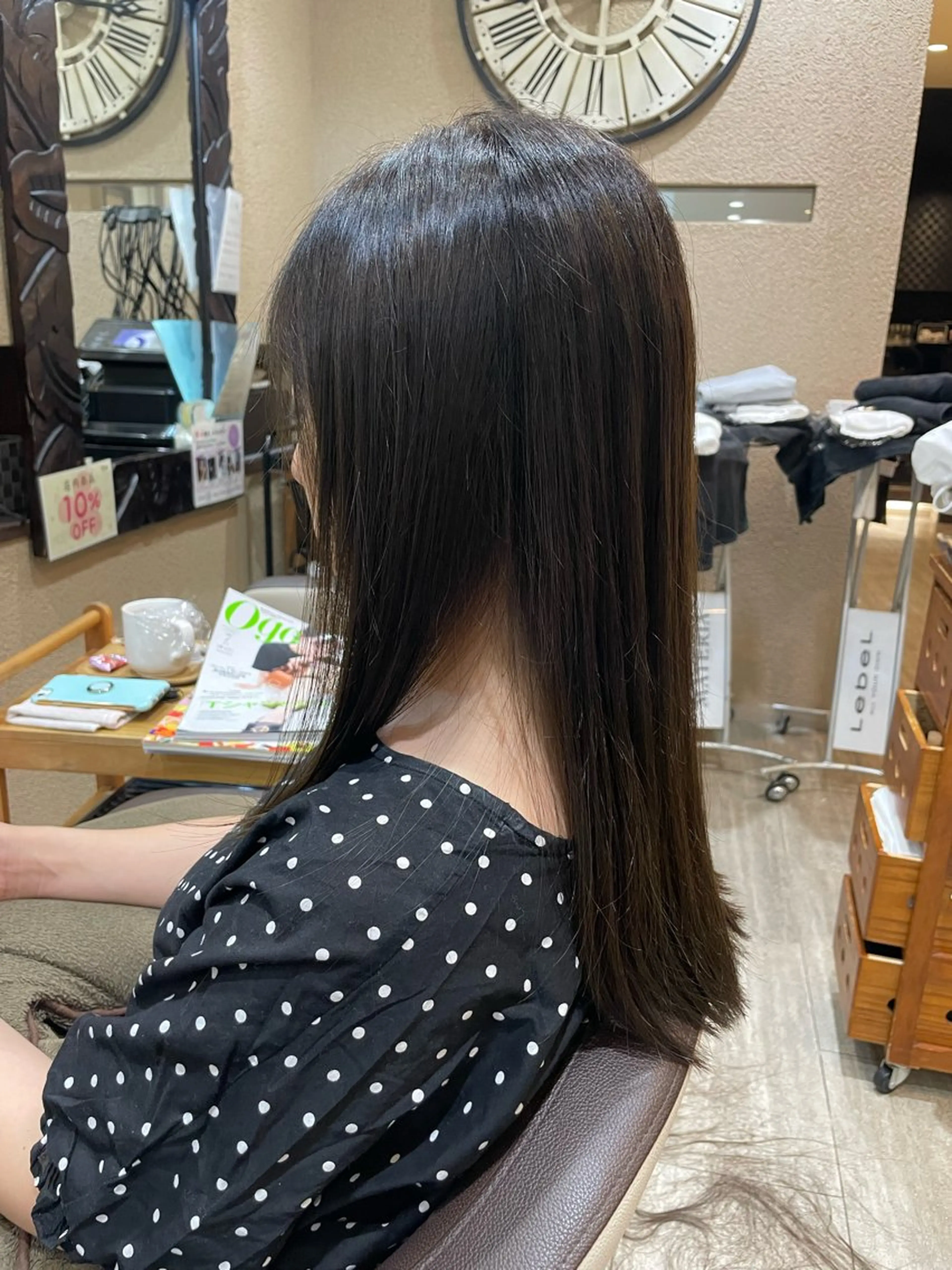ミディアム カラー カット ヘアカラー 縮毛矯正 勘場 万菜華のヘアスタイル