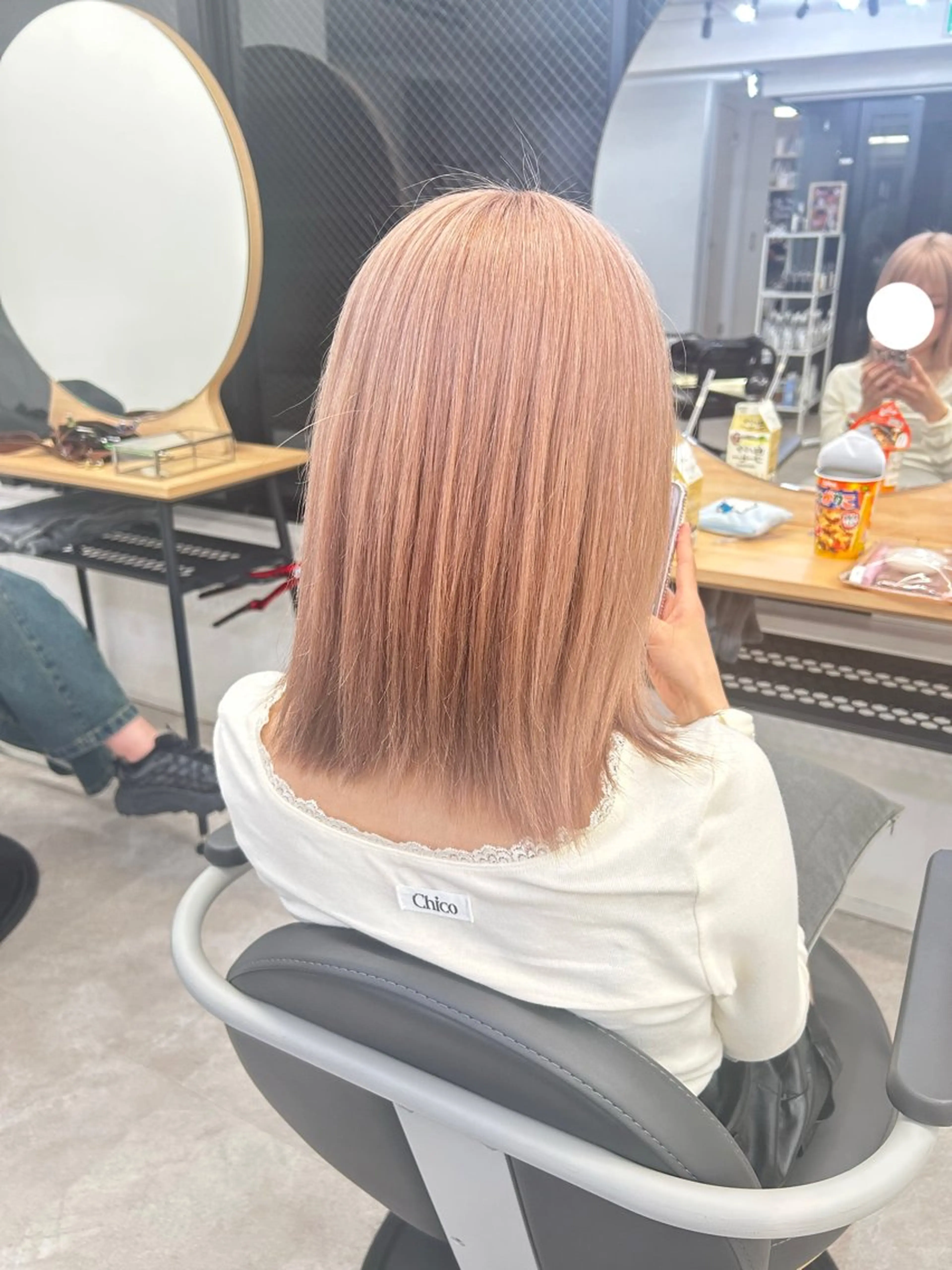 ミディアム カラー ベージュカラー ミルクティーベージュ ヘアカラー mel  by graff所属・今福 星南🌟 大阪/ブリーチ🌟のヘアスタイル