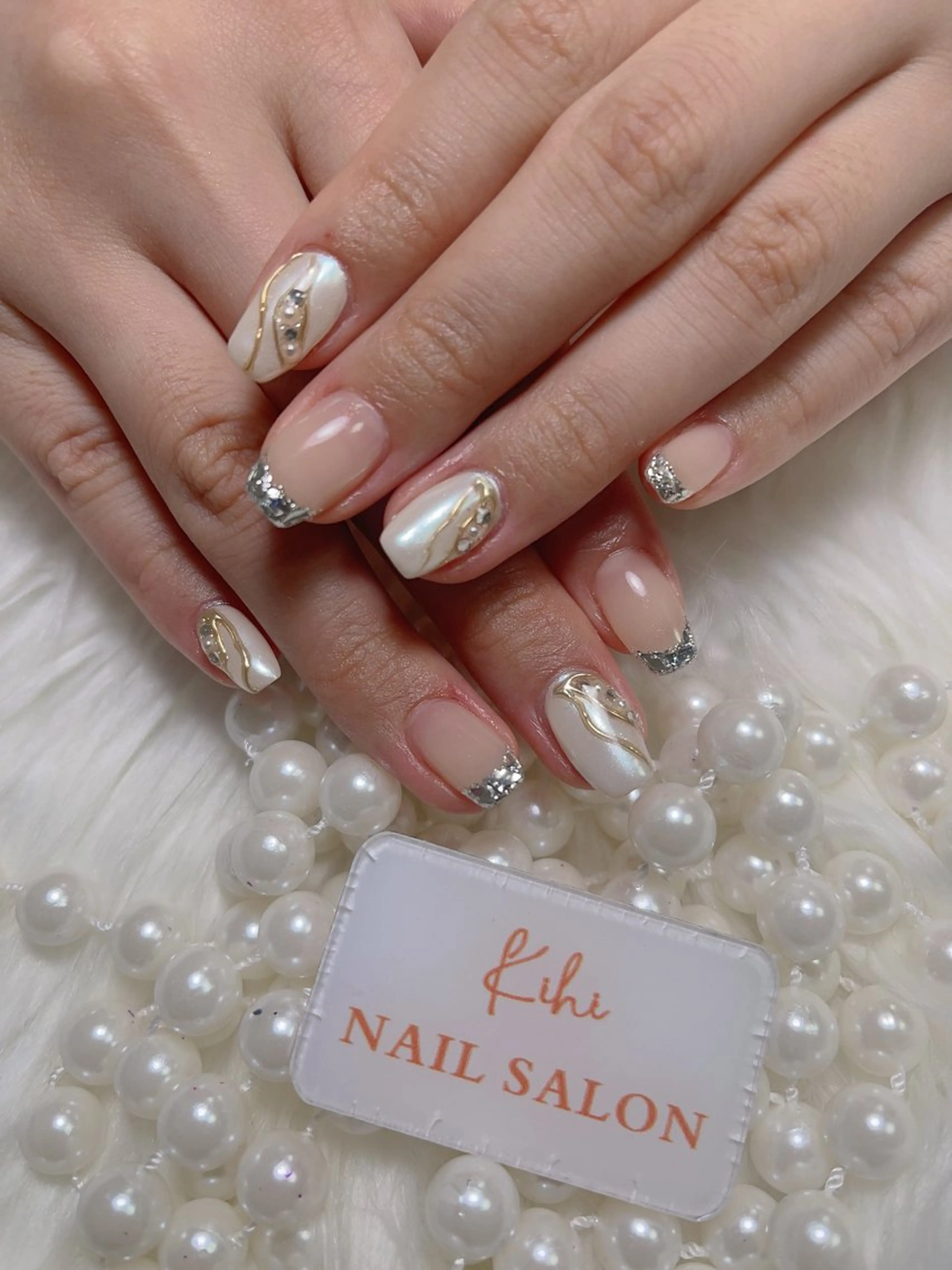 ネイル アートネイル フレンチネイル ジェルネイル グラデーション 韓国ネイル ハンドネイル 💕鈴木ユリ パラジェル/オフ無料のネイルデザイン