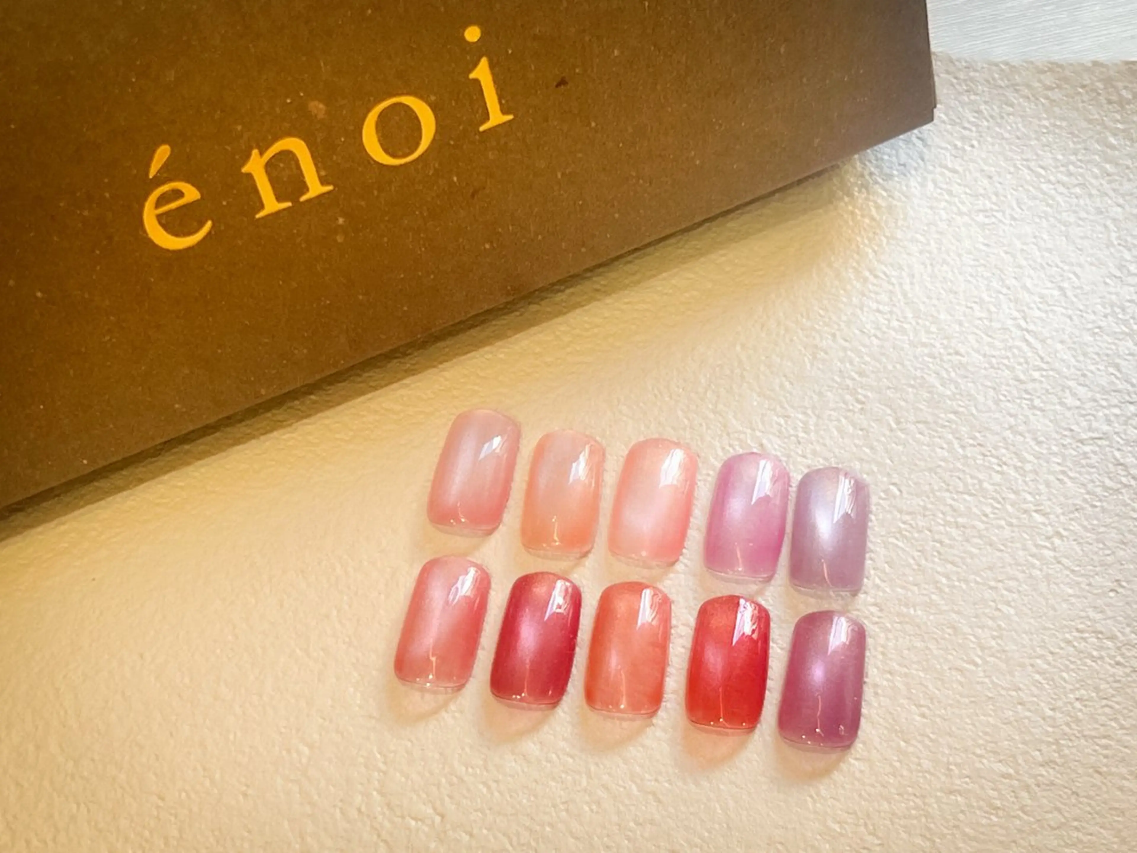 ネイル マグネットネイル LEFTNAILS フィルインニュアンスのネイルデザイン