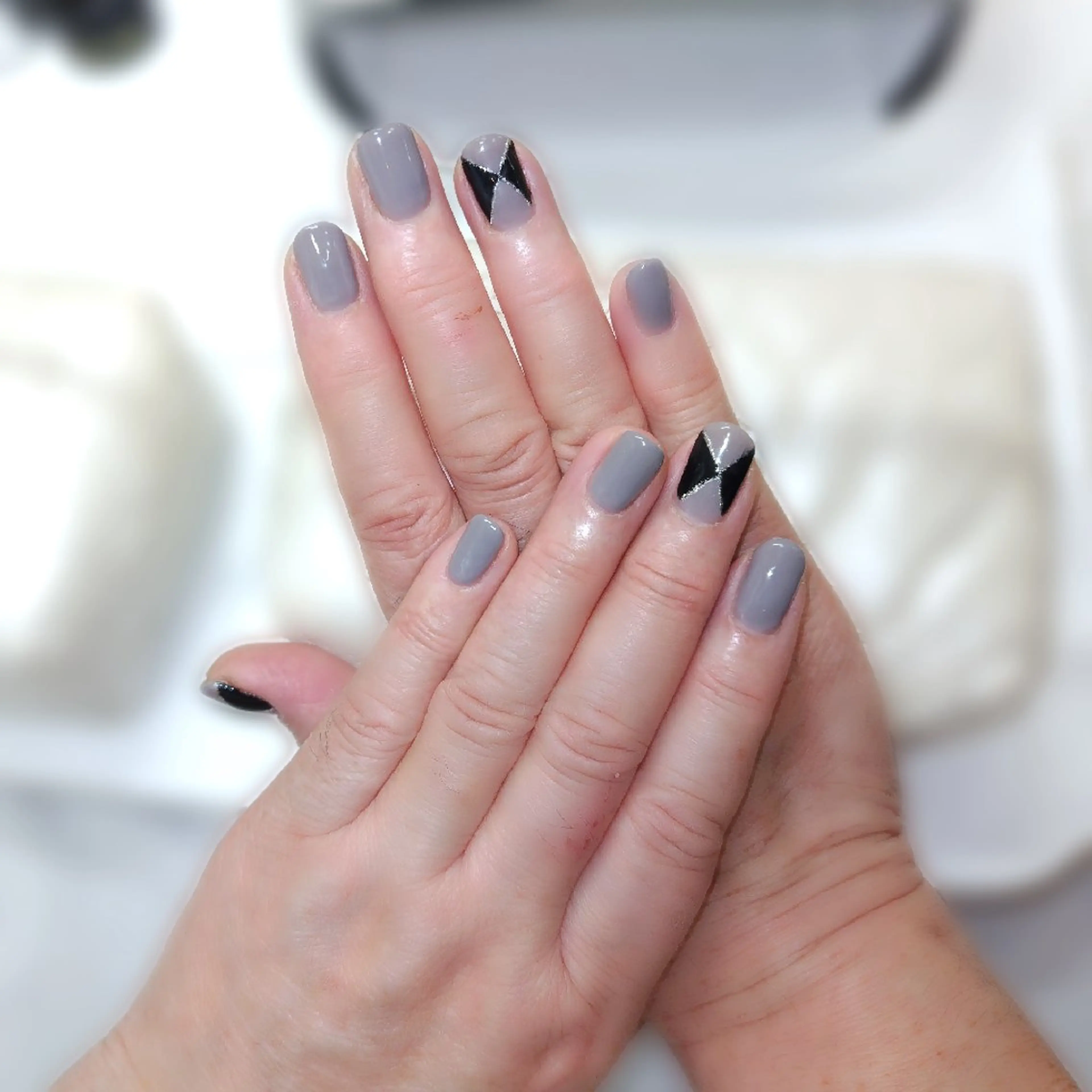 ネイル ハンドネイル 黒浜 ちなみのネイルデザイン