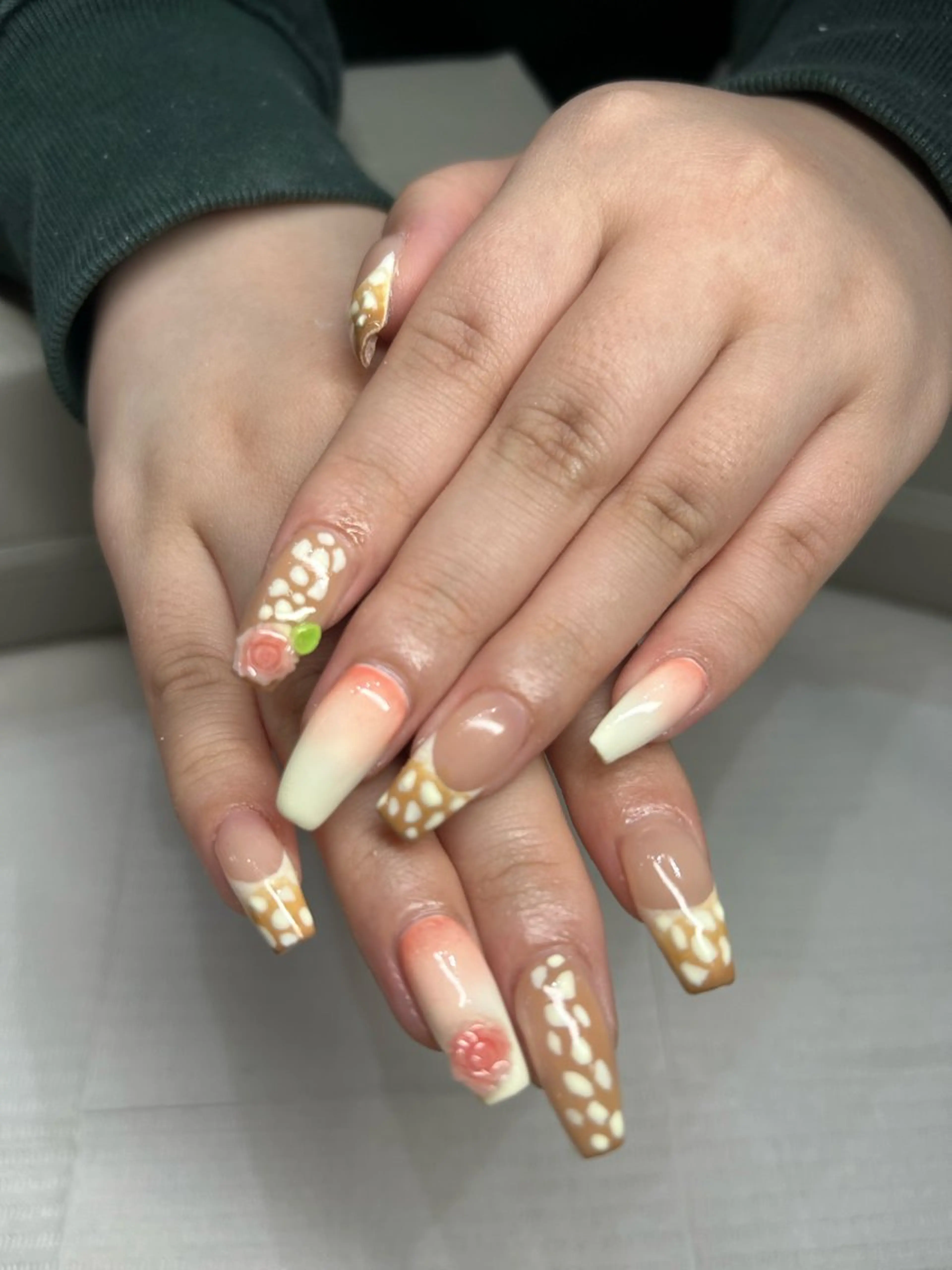 ネイル THE BALM🤍 金宮のネイルデザイン