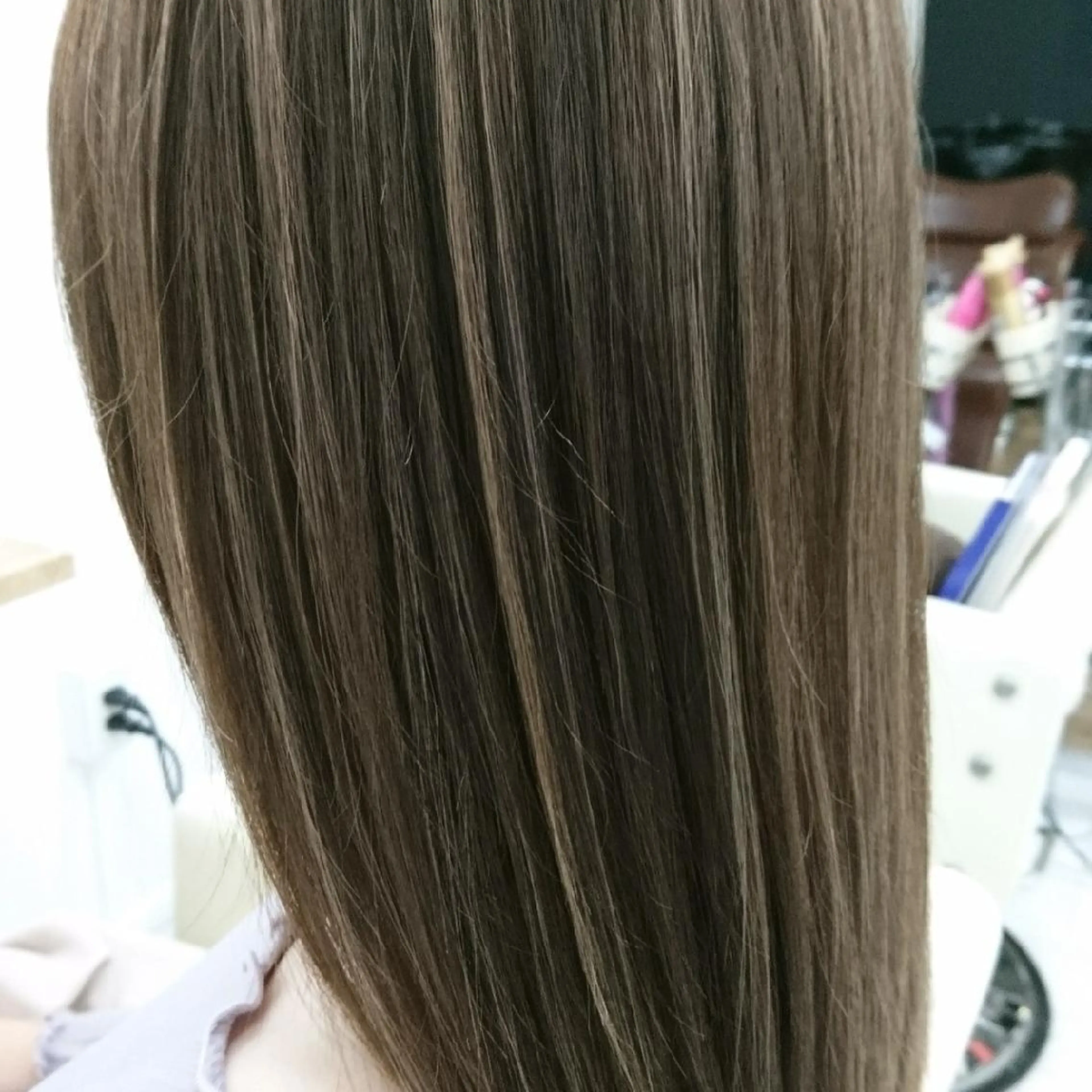 カラー ハイライトカラー 宇田川 直輝のヘアスタイル