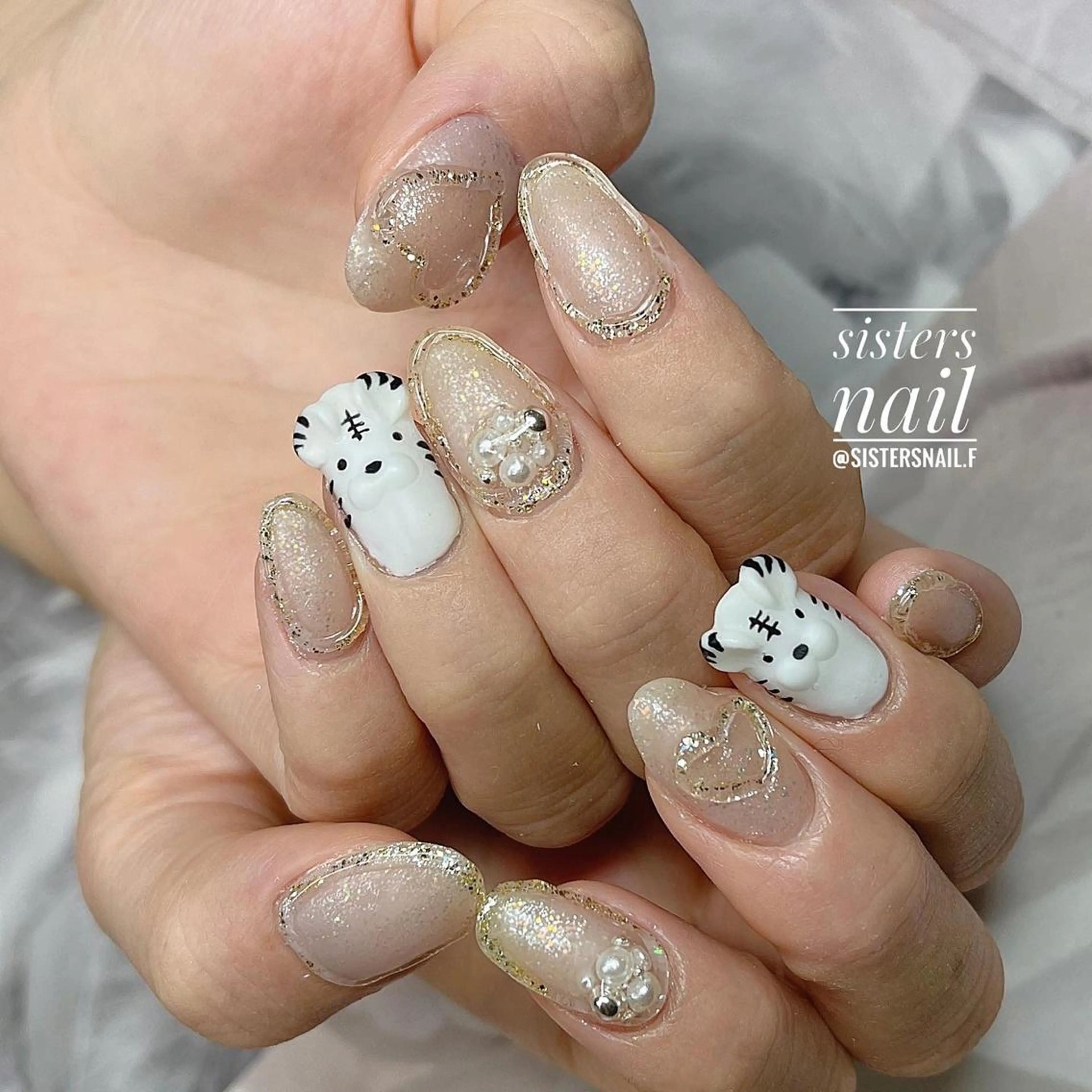 ネイル アートネイル キラキラネイル ぷっくりネイル sisters nail.fのネイルデザイン