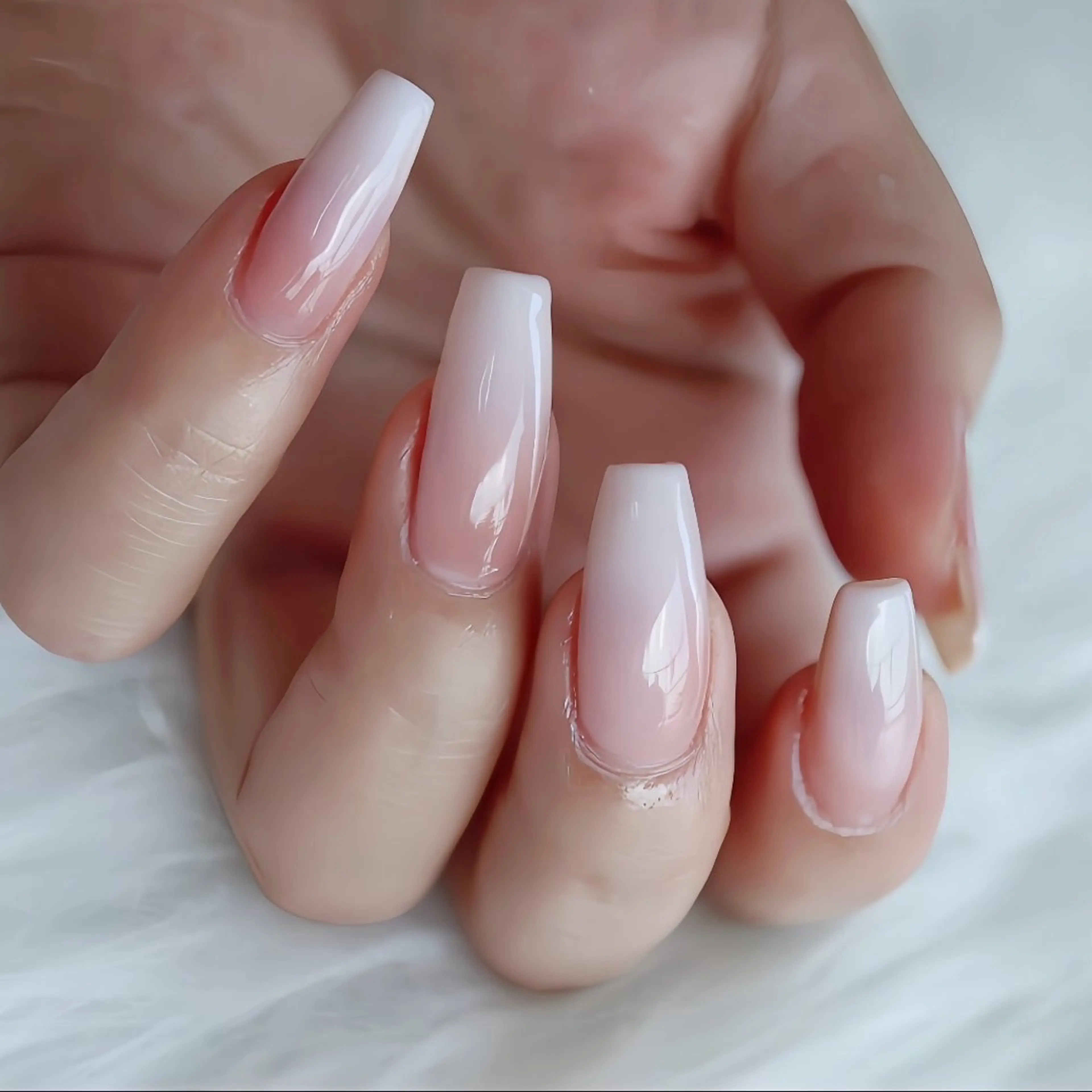 ネイル Li.ure -リユール-所属・nana .のネイルデザイン