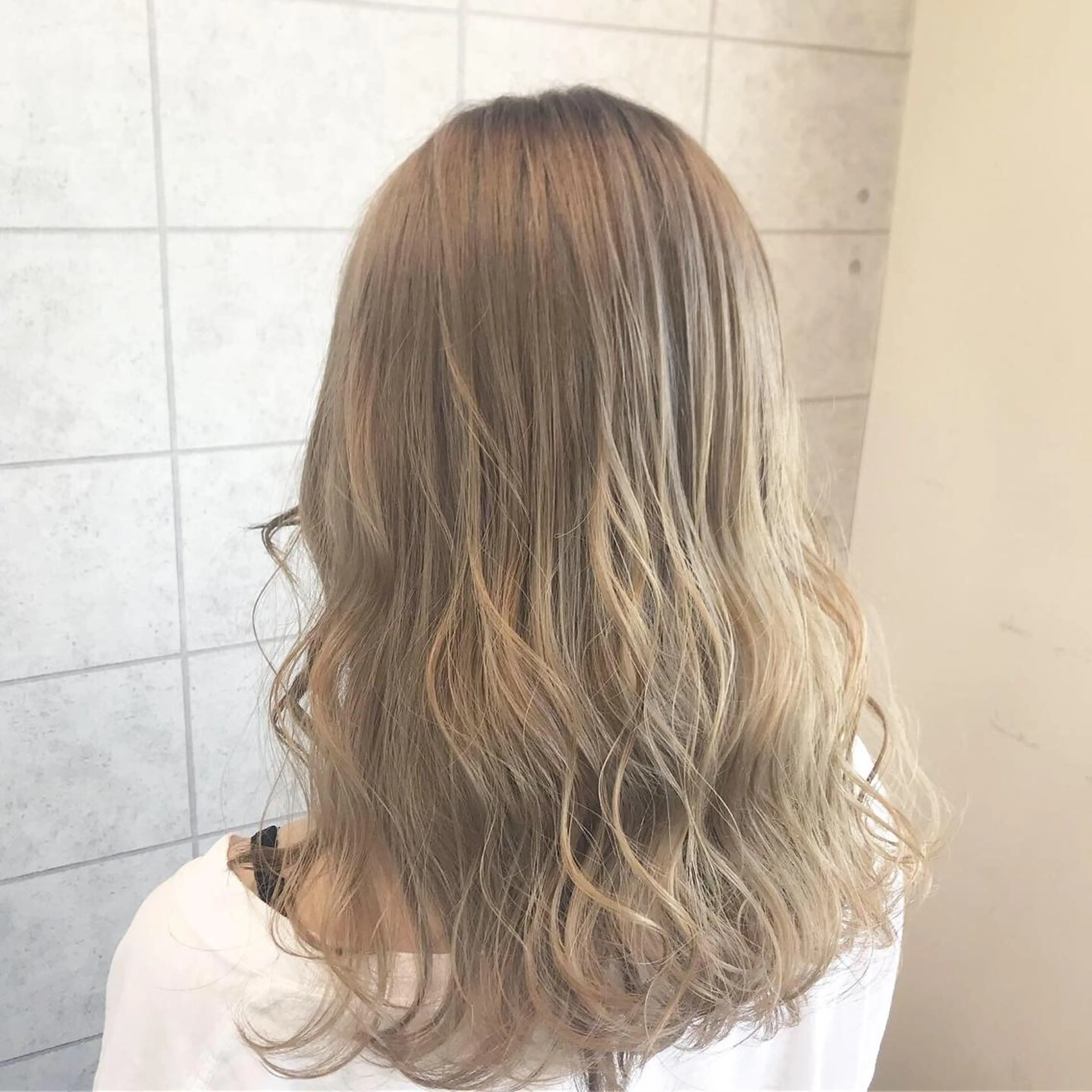 ロング カラー knock【ノック】所属・烏丸韓国ヘア🇰🇷 ayaka🎀のヘアスタイル