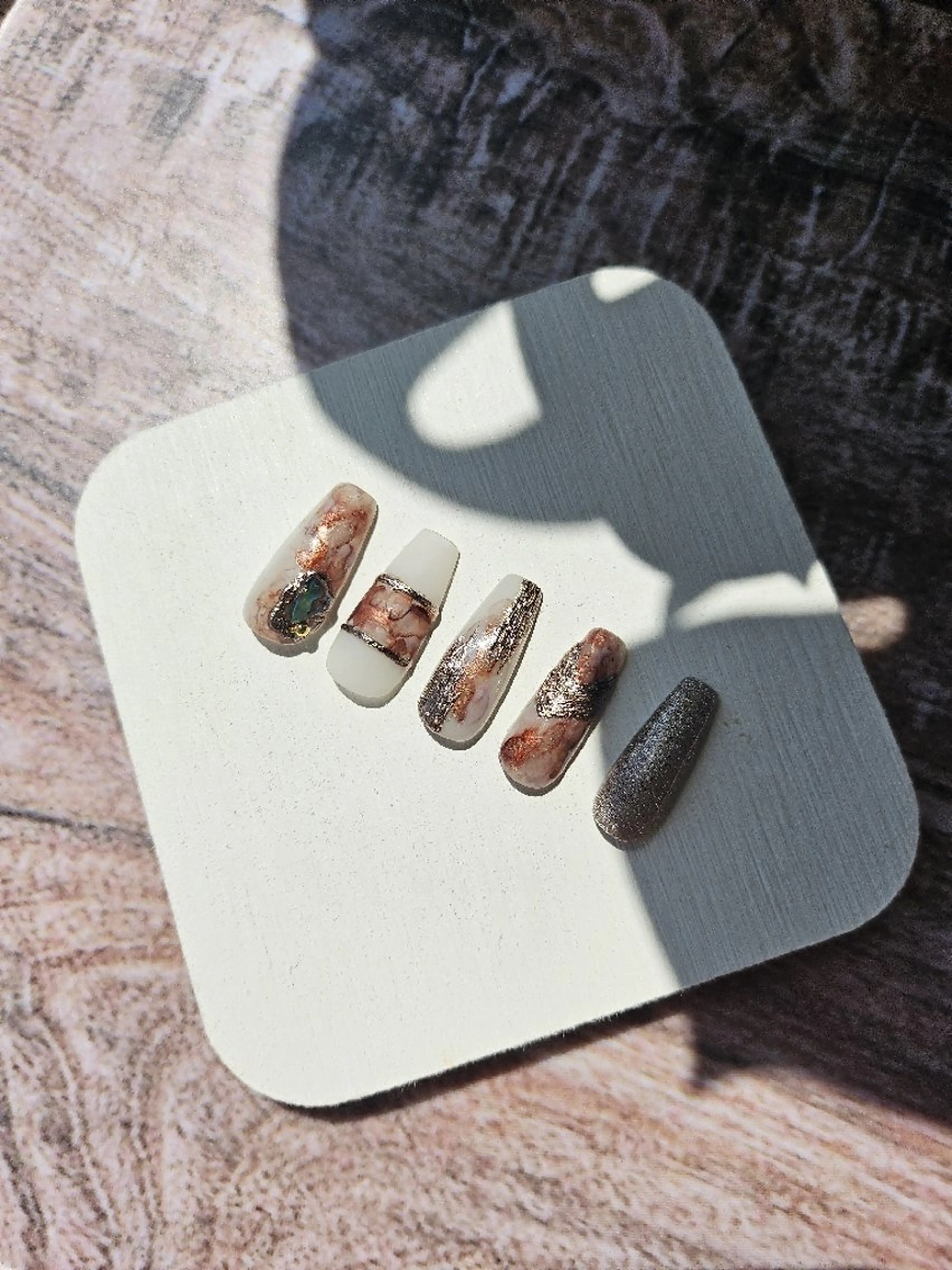 ネイル ニュアンスネイル Noah'snail   のネイルデザイン