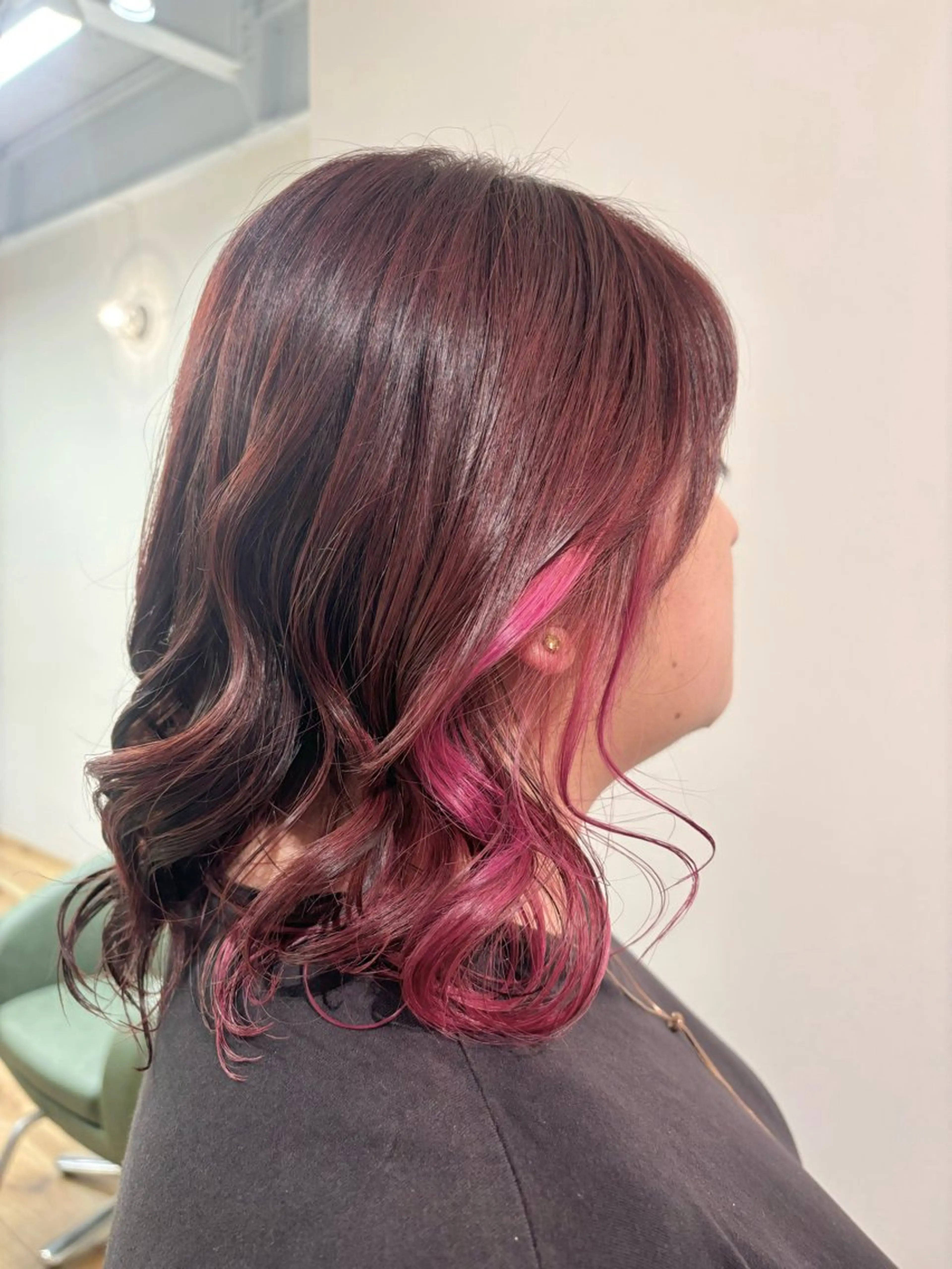 セミロング カラー 古川 琴美のヘアスタイル