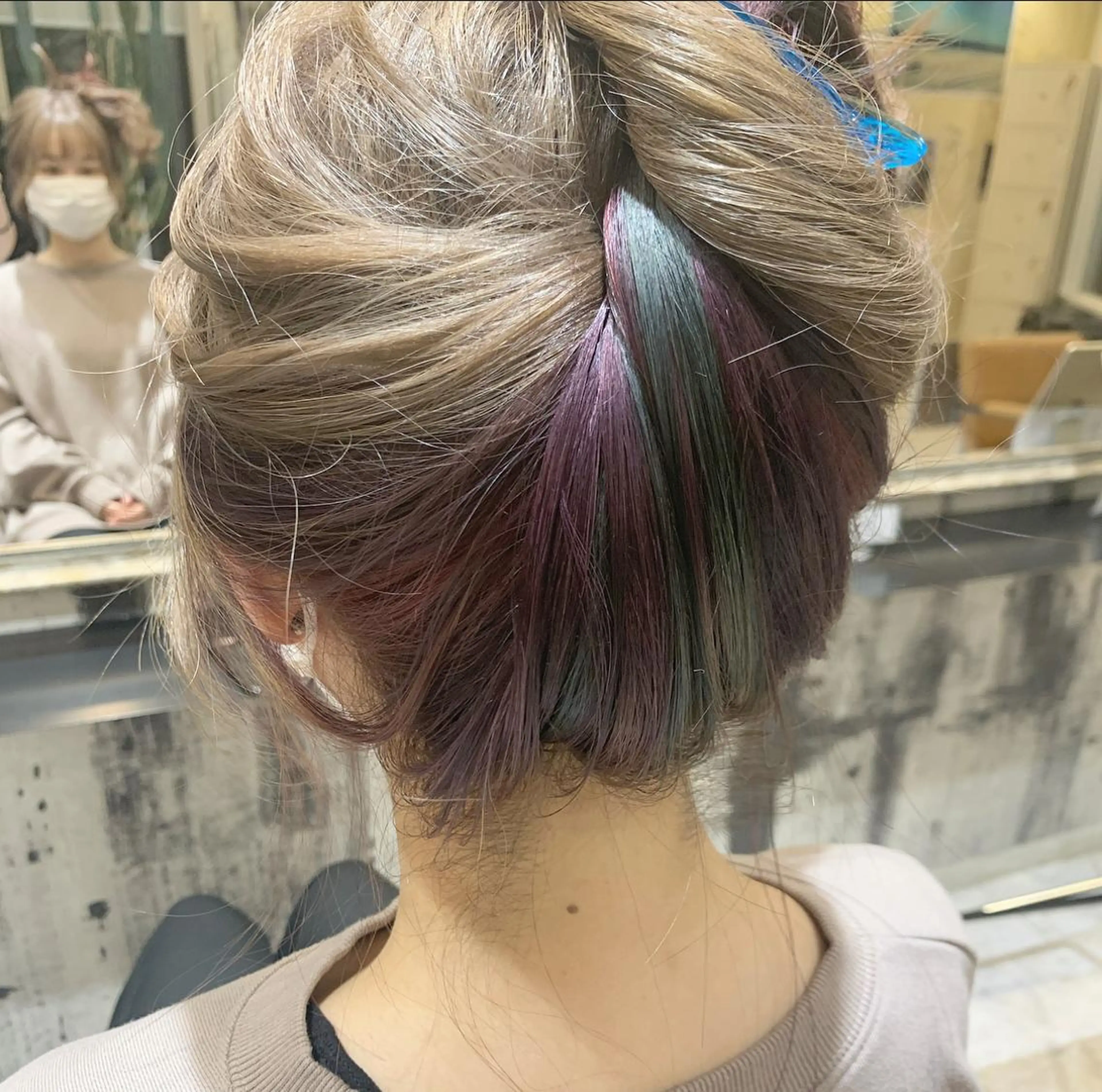 カラー ヤマダ サクラのヘアスタイル