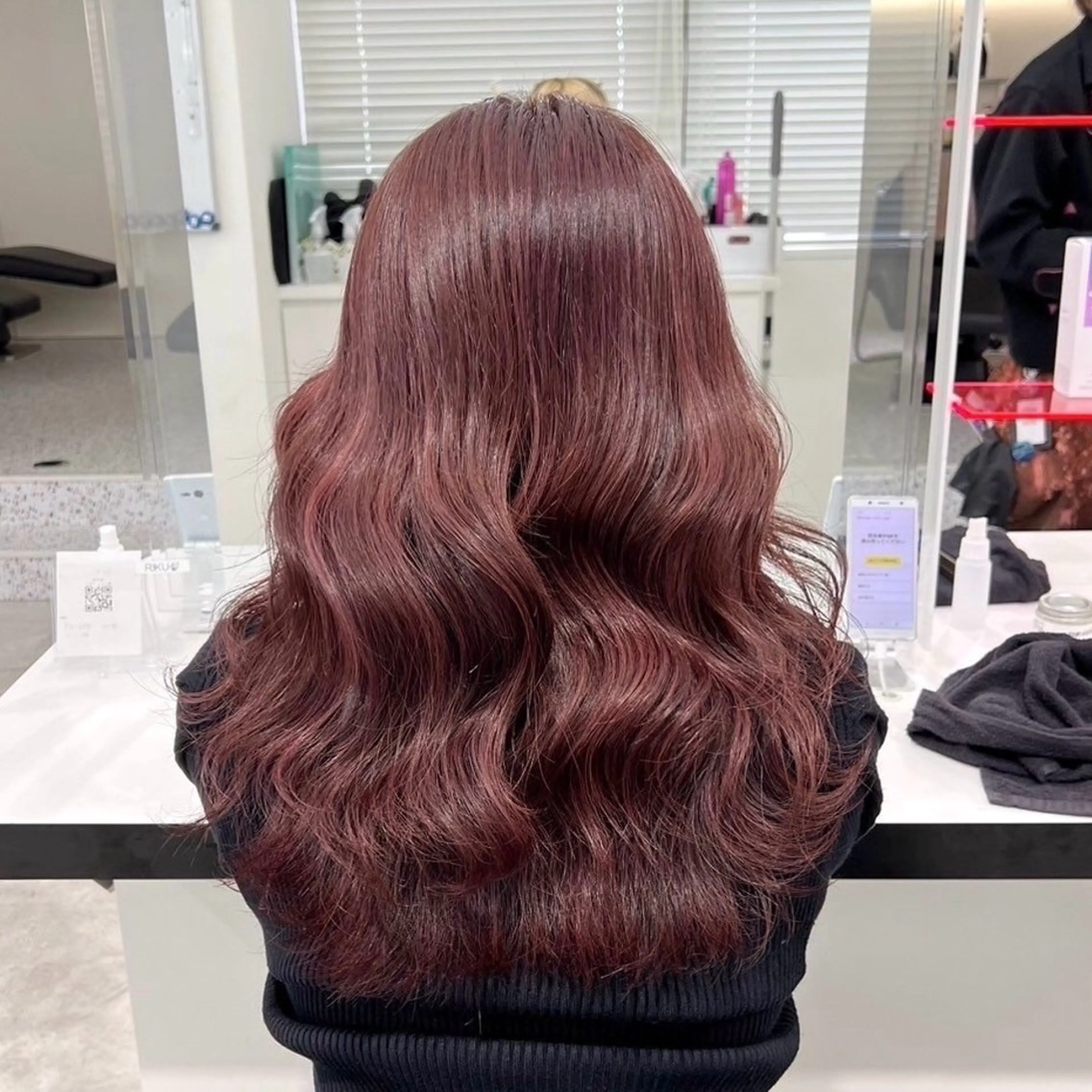 カラー 🤍韓国ワンホンヘ ア SHIONE🤍のヘアスタイル