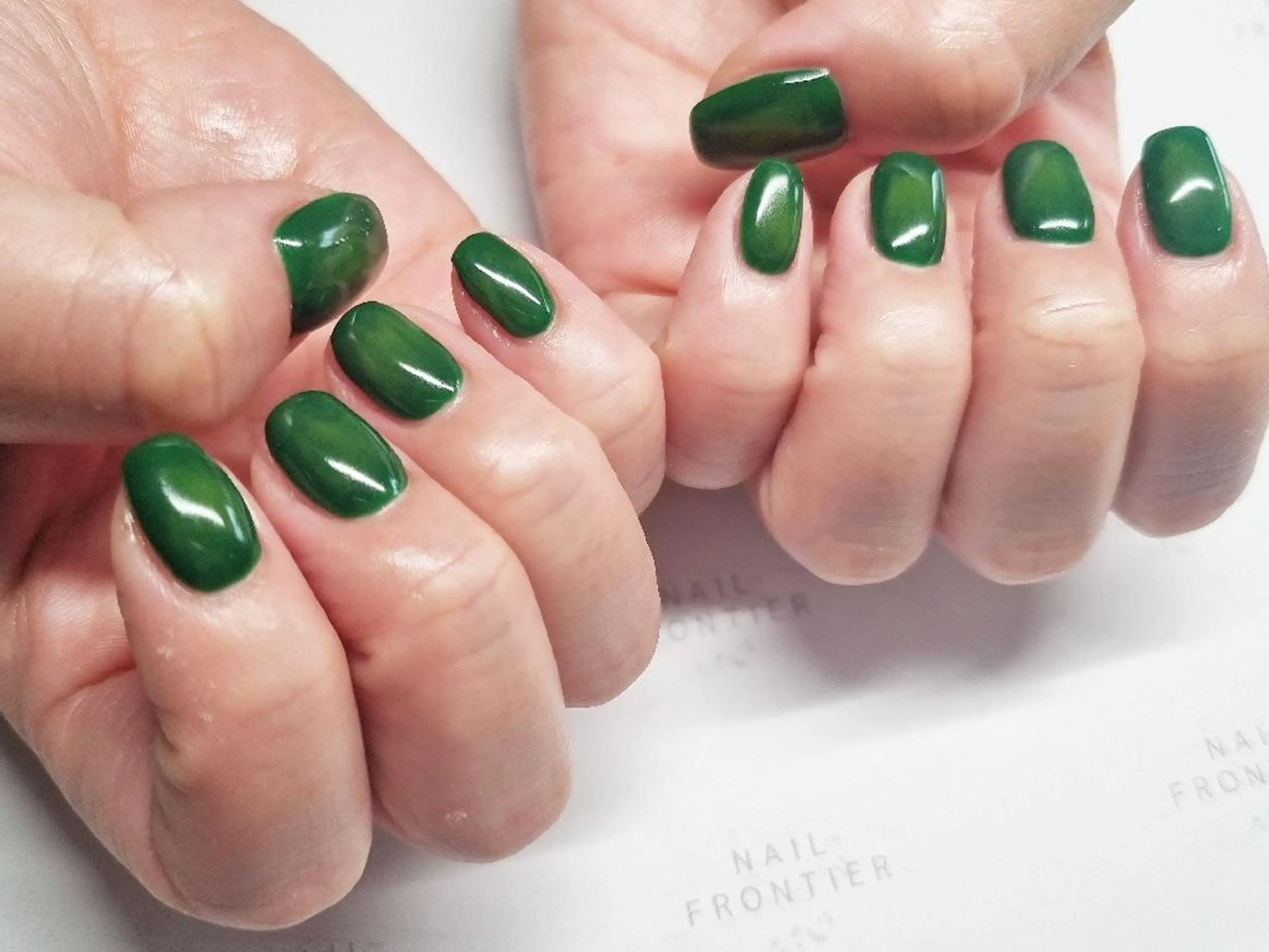 ショート ネイル ワンカラーネイル 吉祥寺🌟 ネイルフロンティアのネイルデザイン