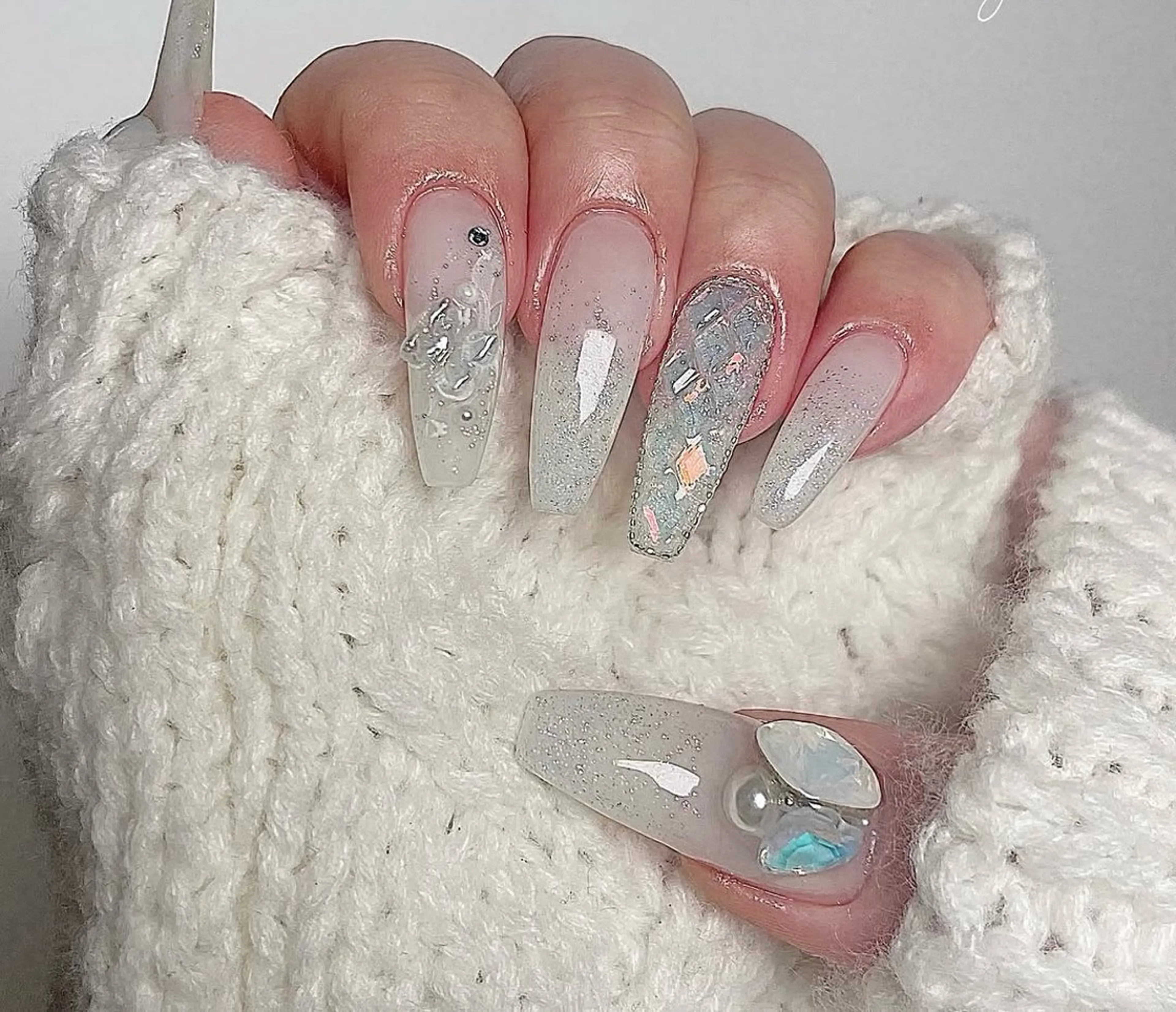 ネイル 大塚眉毛|ハンドケア |肌管理の眉毛・アイブロウイメージ