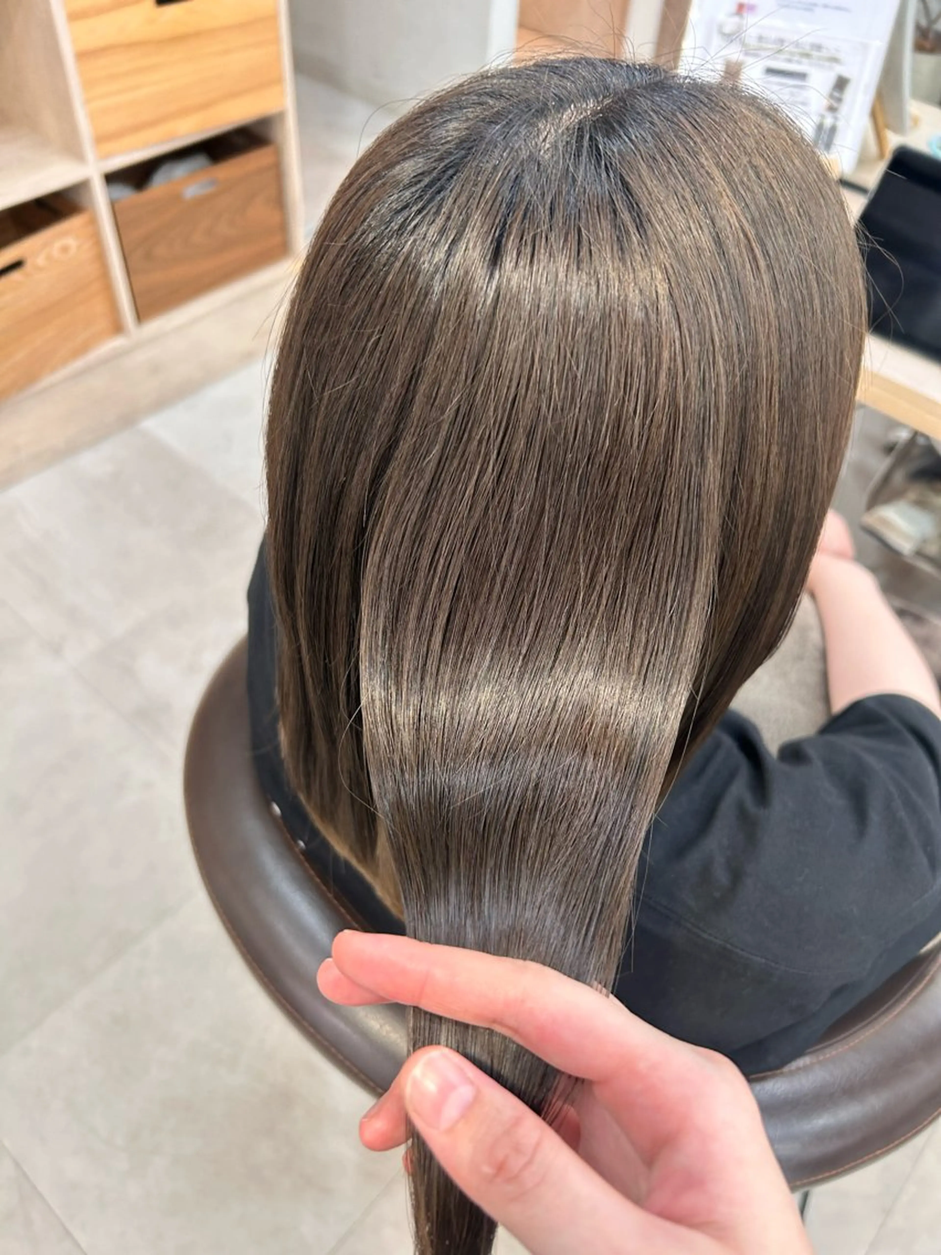 ミディアム トリートメント 光を纏うツヤ感ロング Natsuki🤍のヘアスタイル