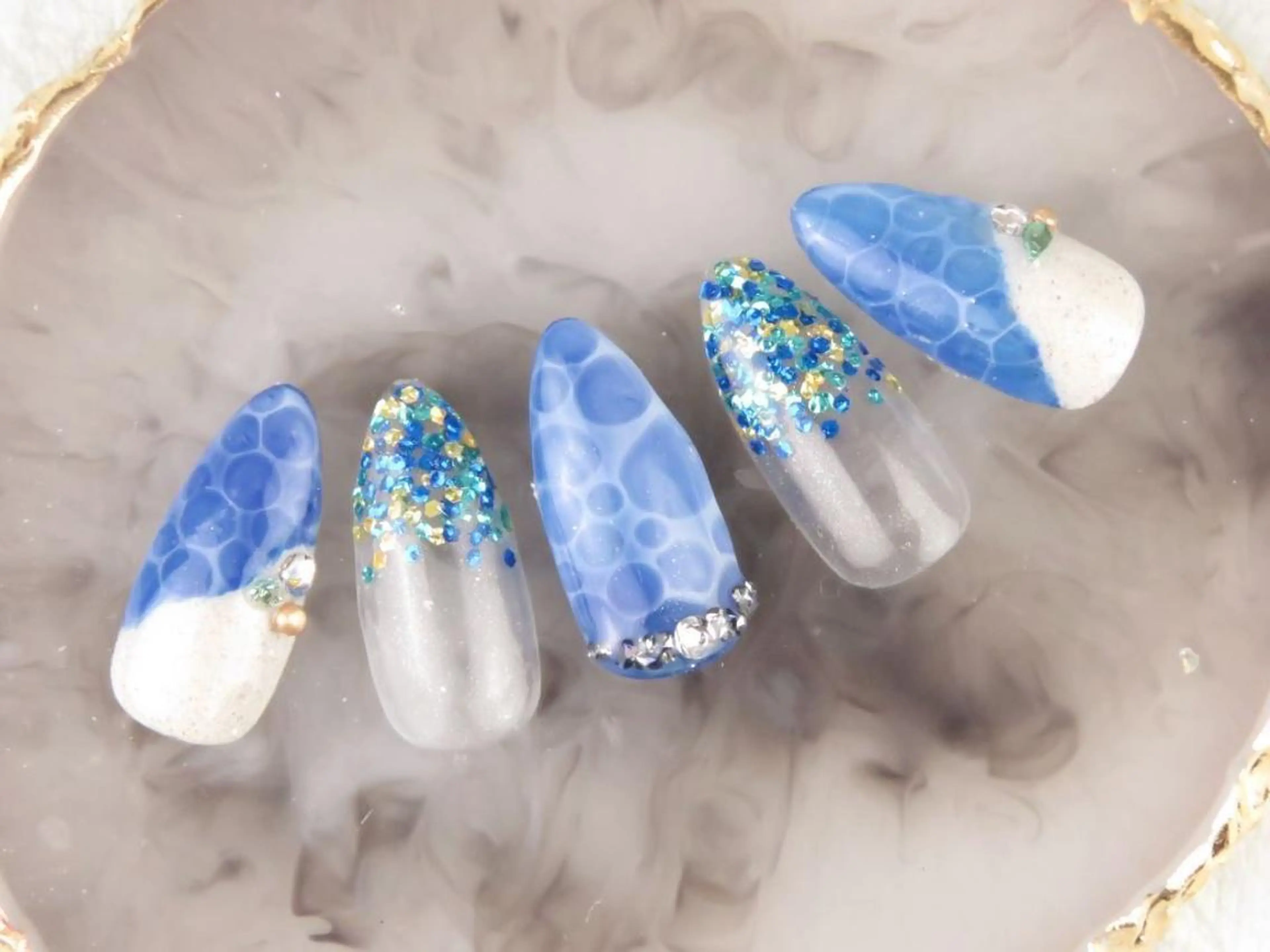 ネイル NAIL Salon IP所属・長谷川 奈緒美のネイルデザイン