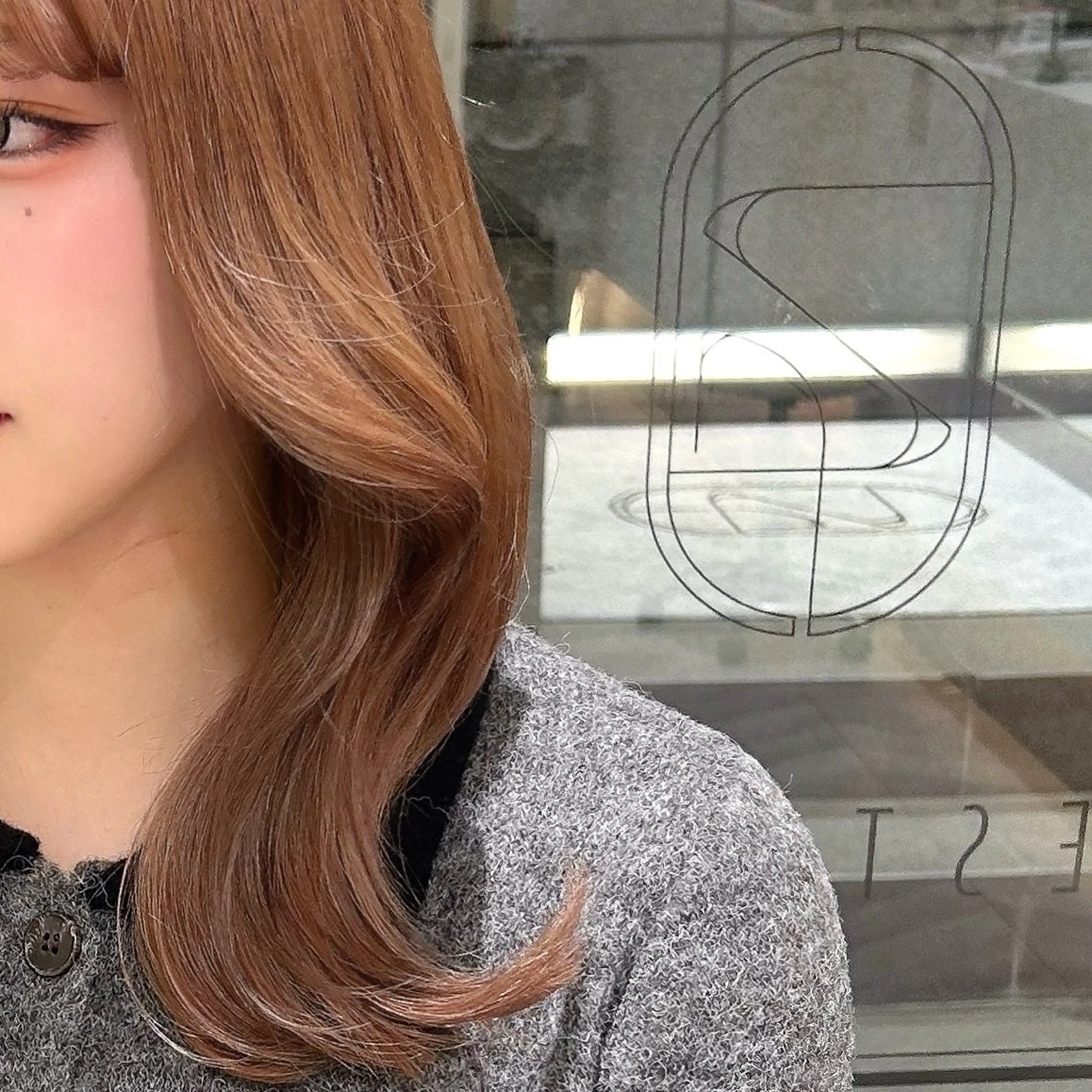 セミロング カラー カット ヘアカラー トリートメント 🇰🇷韓国スタイル /束間まつげ🎀ミキのマツエク・マツパデザイン