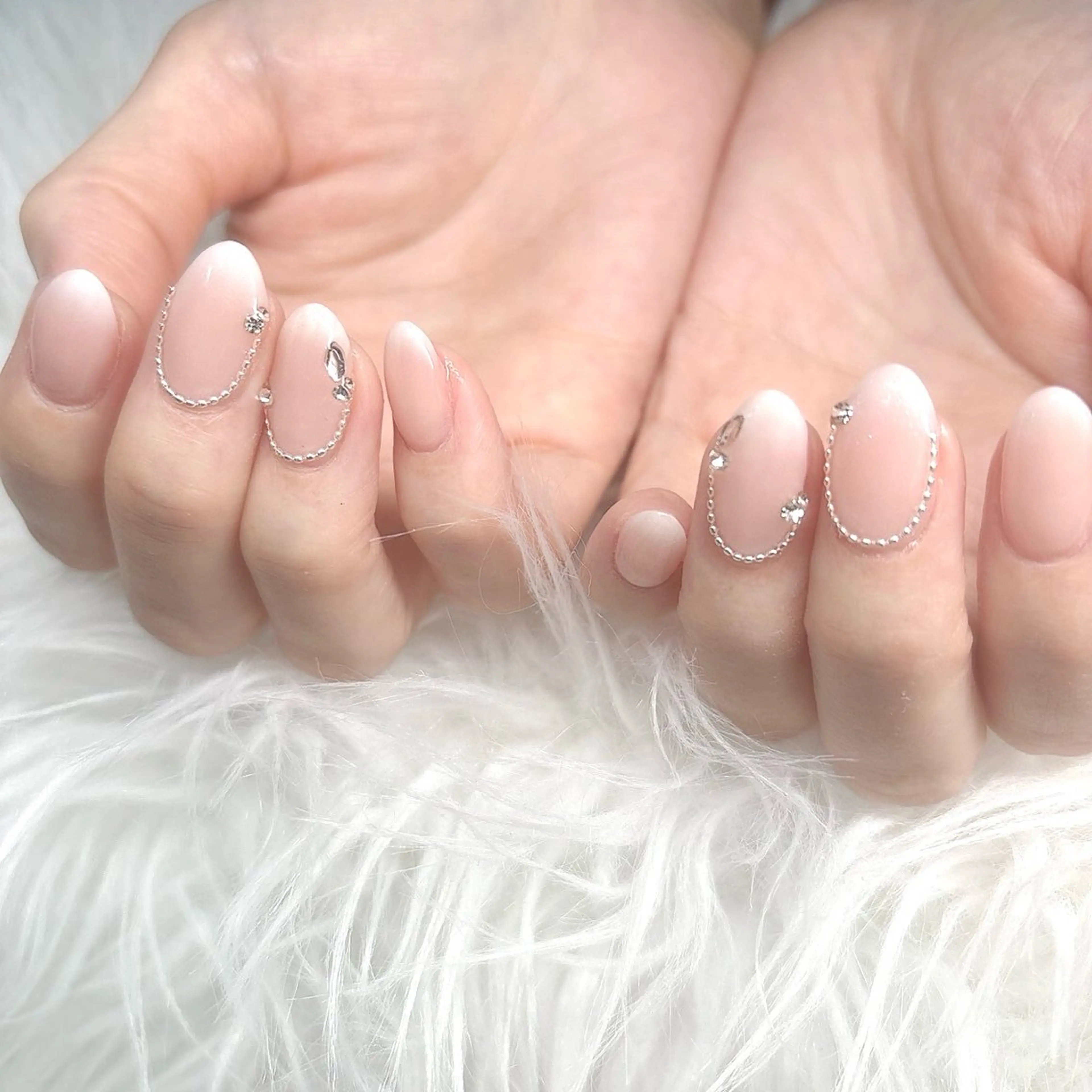 ネイル LIB VALLA Yuri🍭🖤のネイルデザイン