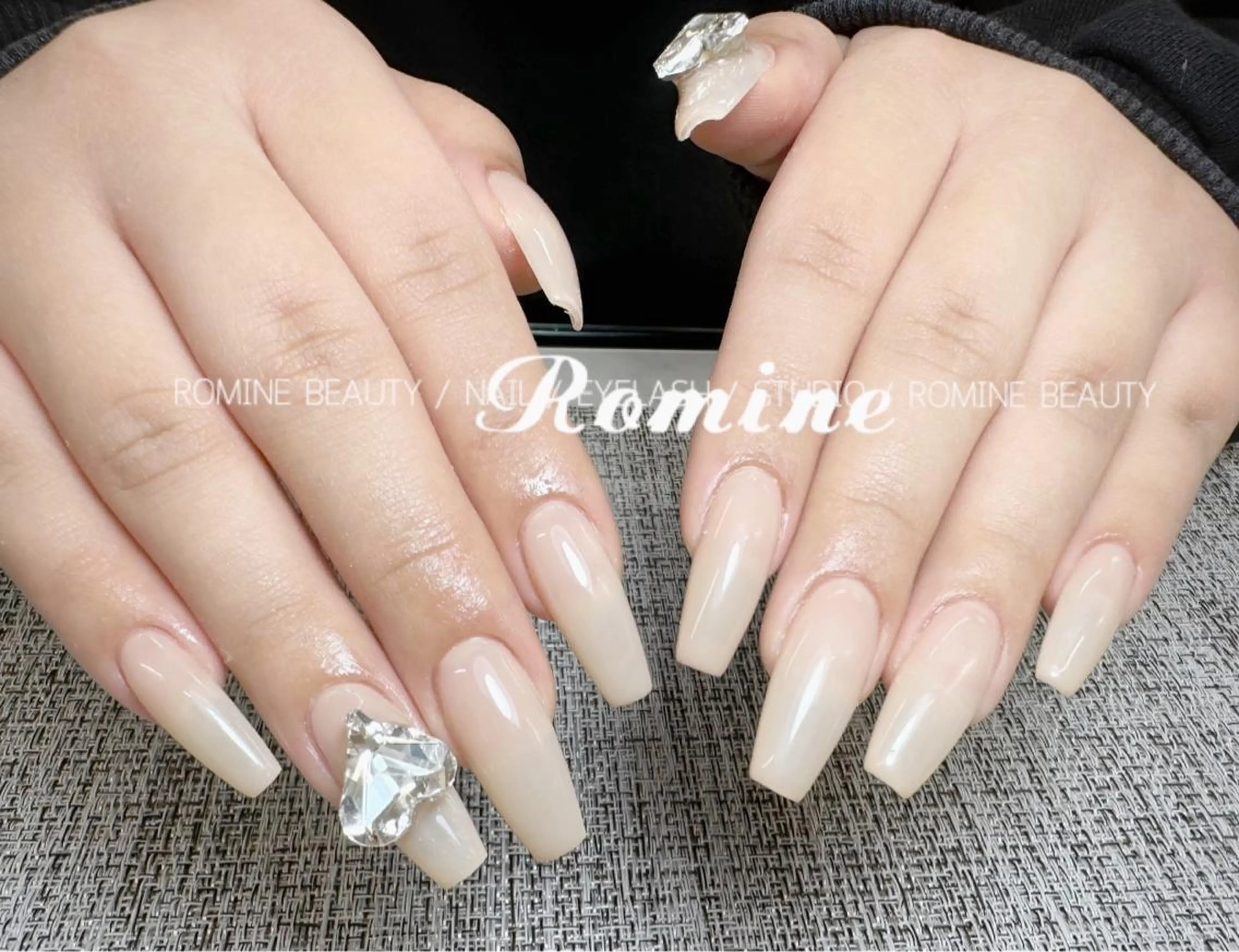 ネイル Romine アイラッシュ&ネイルのマツエク・マツパデザイン