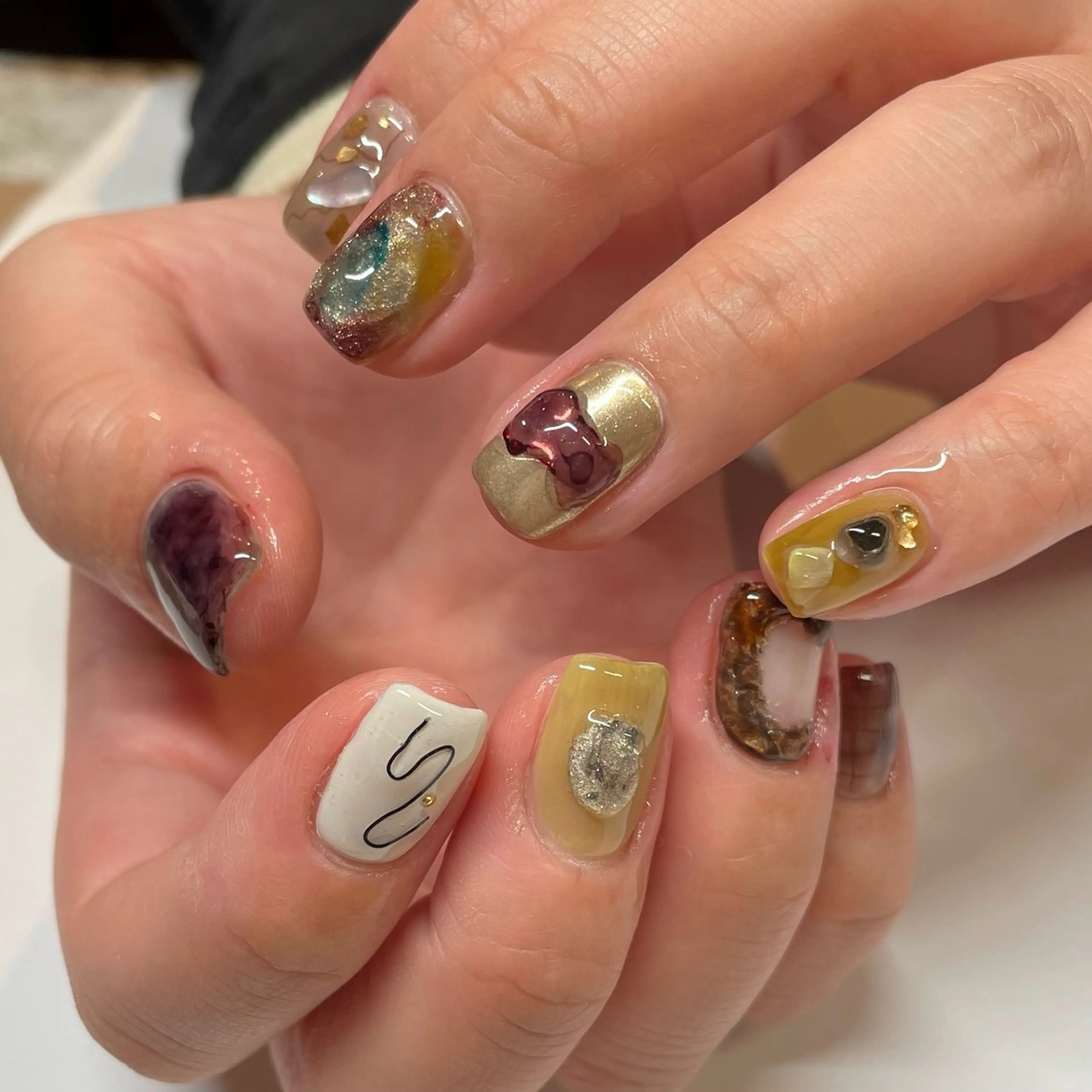 ネイル Manon Yuiのマツエク・マツパデザイン